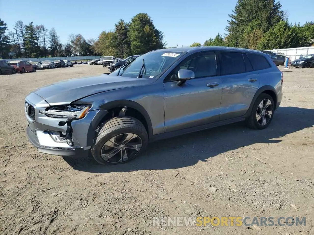 1 Photograph of a damaged car YV4102WK8L1030464 VOLVO V60 2020