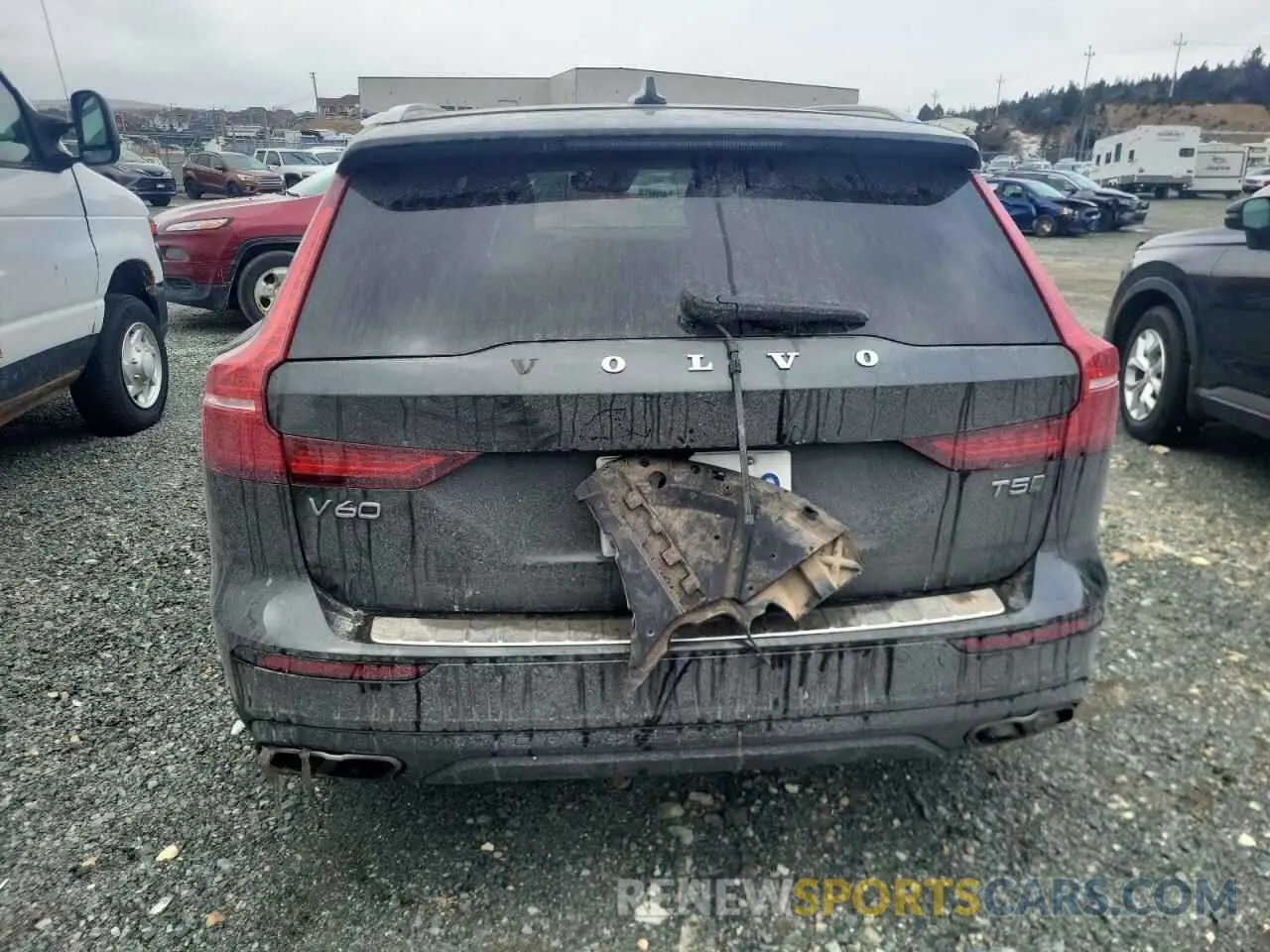 6 Photograph of a damaged car YV4102WK0N2094947 VOLVO V60 2022