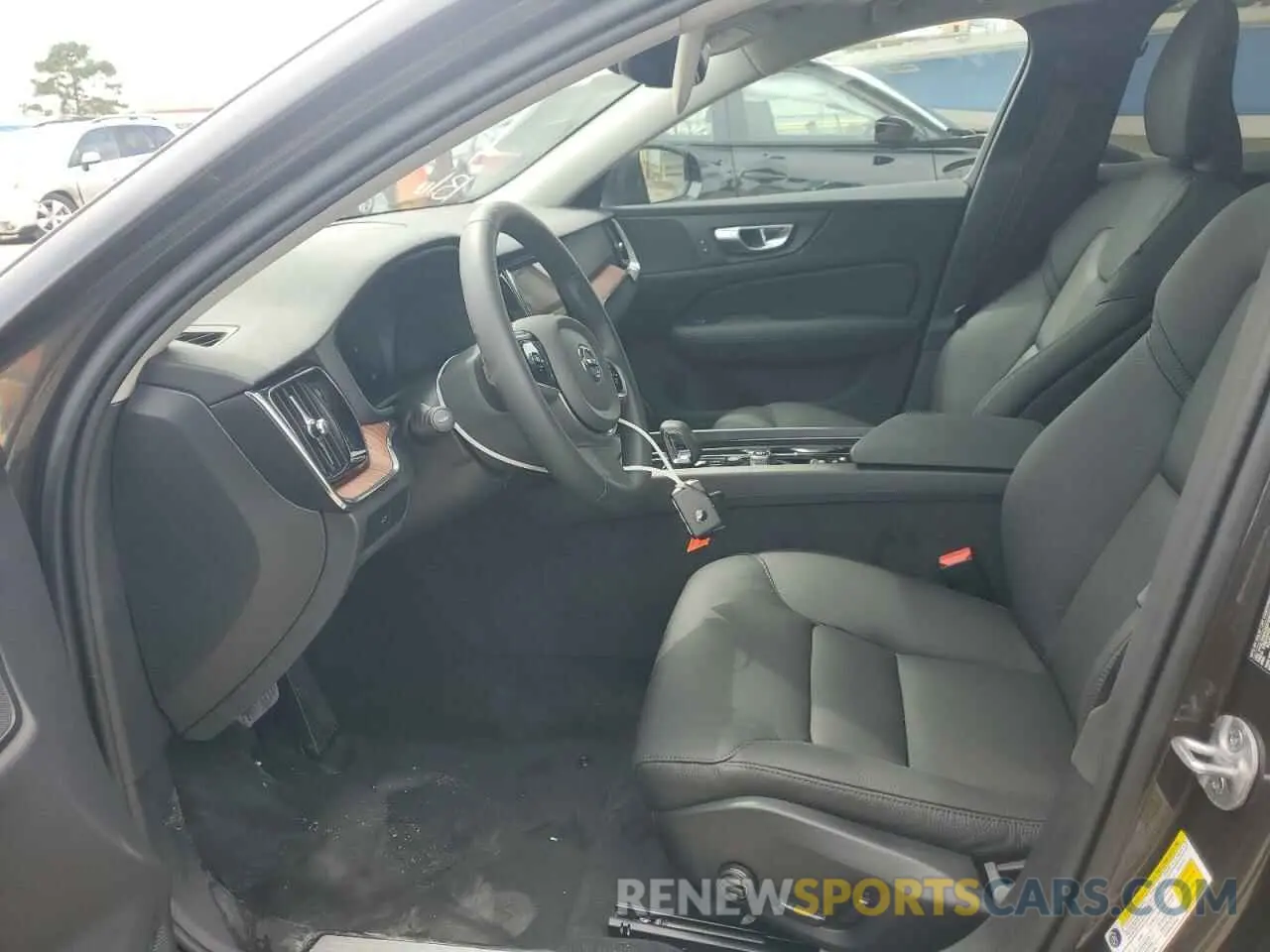 7 Photograph of a damaged car YV4L12WK3S2149179 VOLVO V60 2025