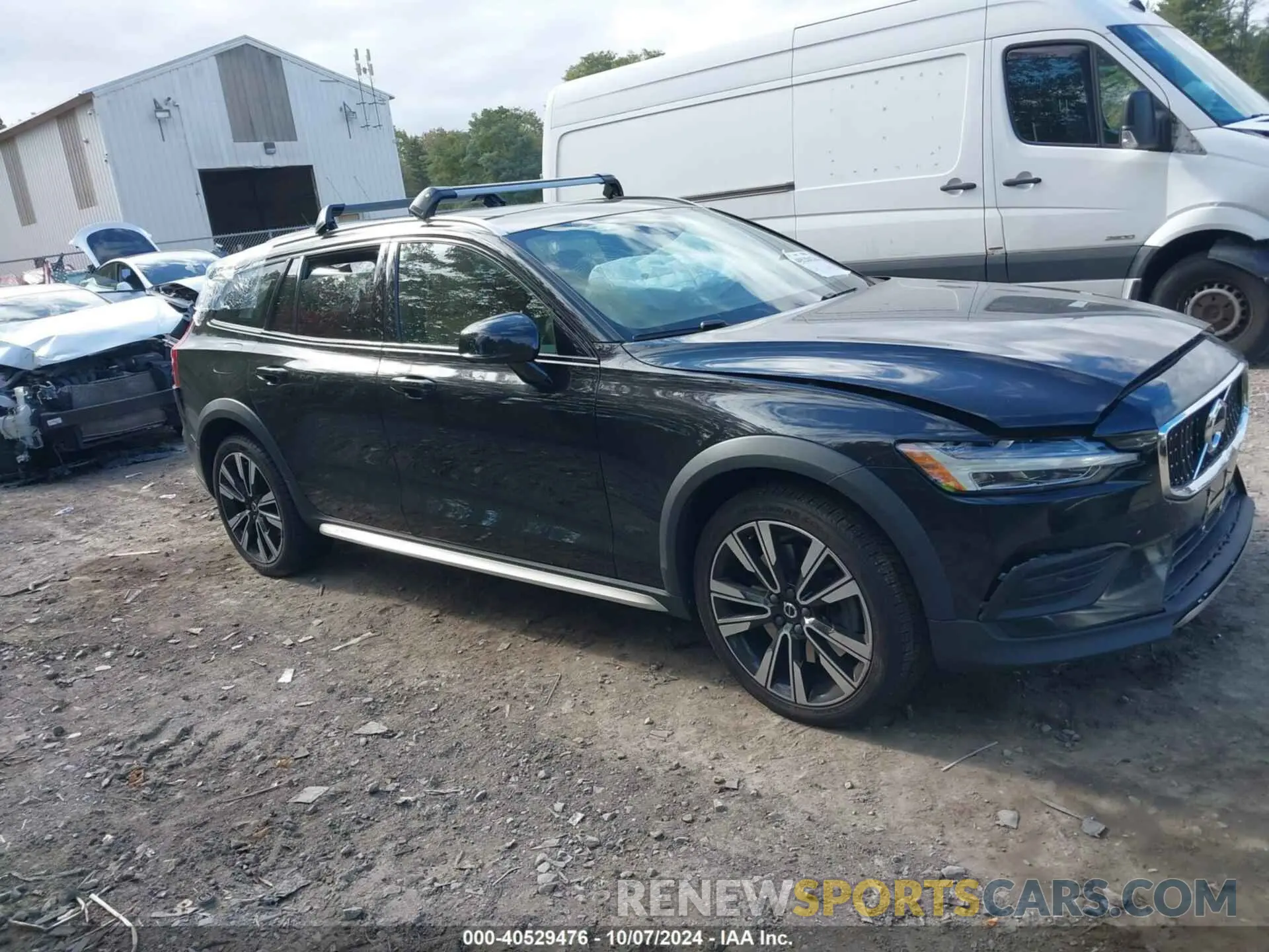 13 Photograph of a damaged car YV4102WK1L1042021 VOLVO V60 CROSS COUNTRY 2020