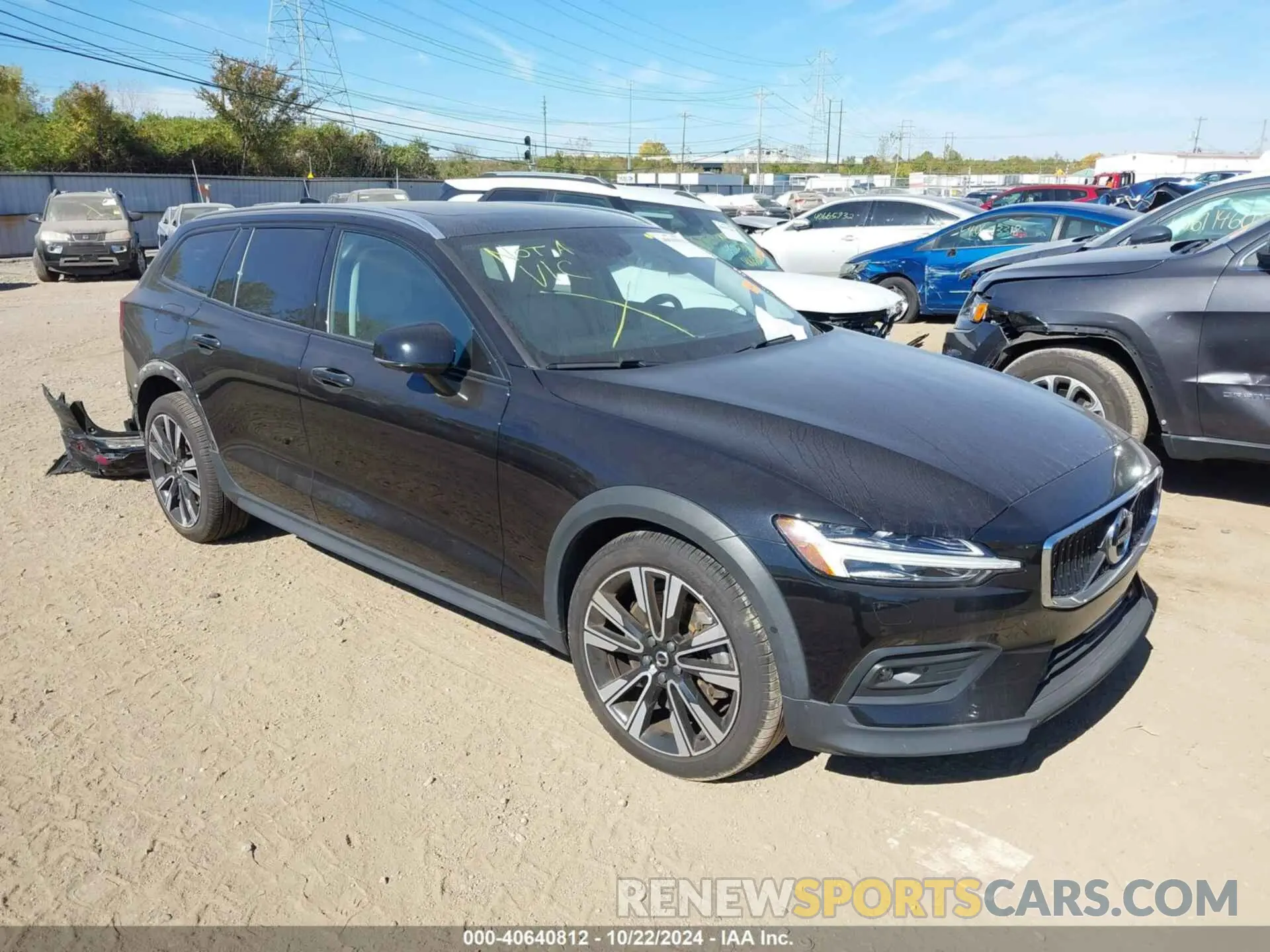 1 Photograph of a damaged car YV4102WK3L1045731 VOLVO V60 CROSS COUNTRY 2020