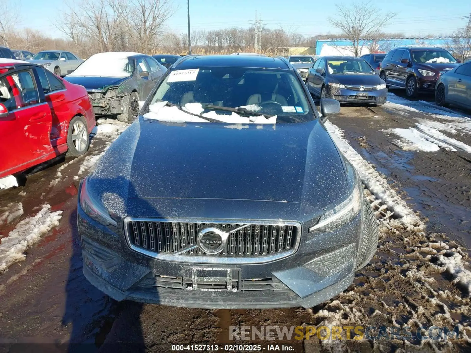 12 Фотография поврежденного автомобиля YV4102WK8L1031646 VOLVO V60 CROSS COUNTRY 2020