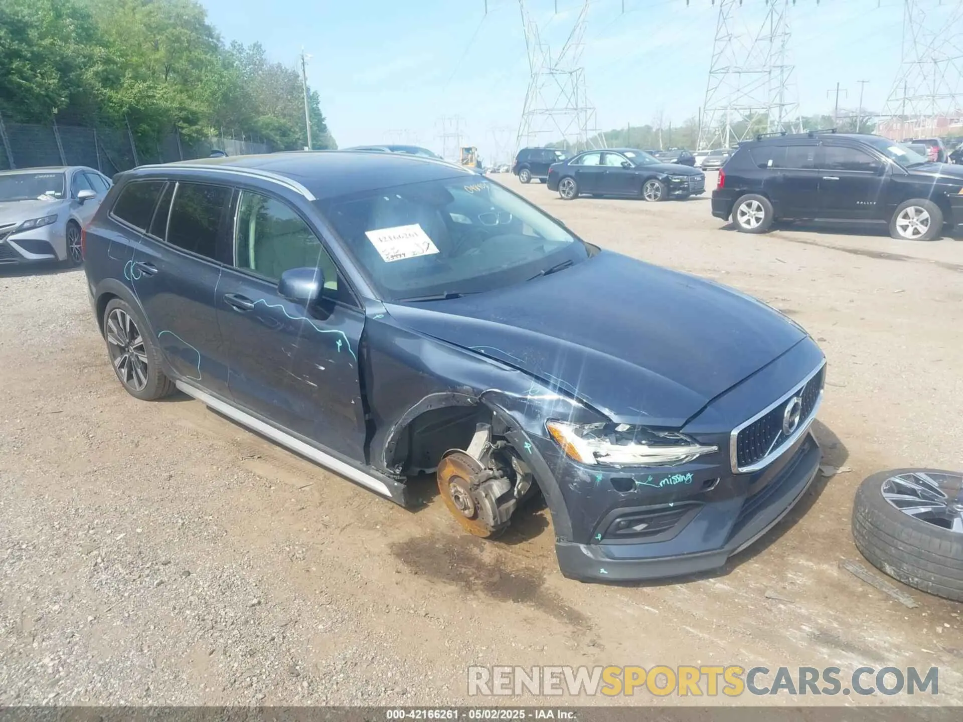 6 Photograph of a damaged car YV4102WK8L1048401 VOLVO V60 CROSS COUNTRY 2020
