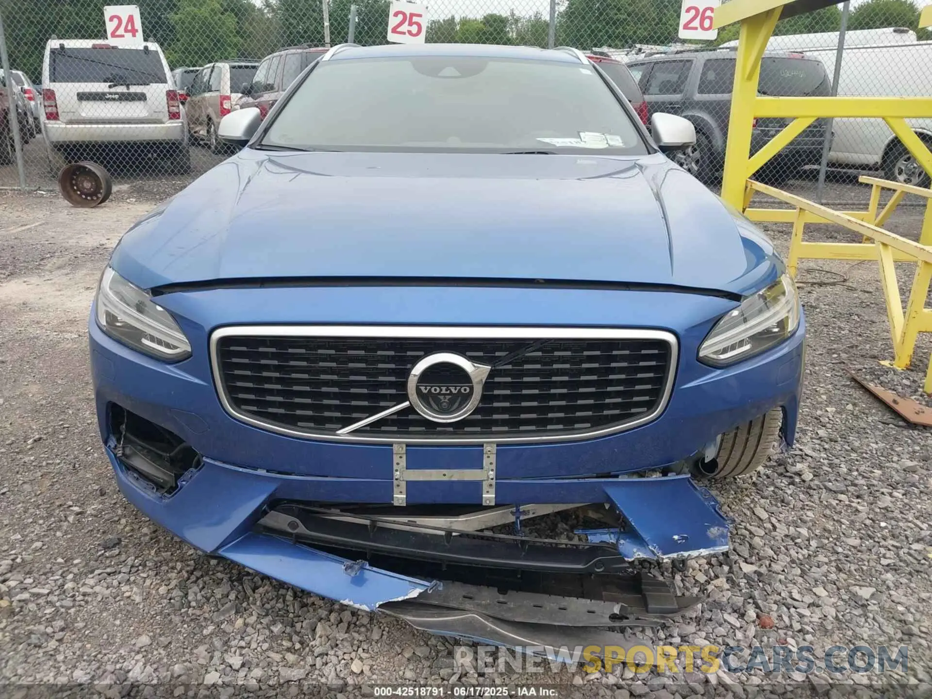 13 Фотография поврежденного автомобиля YV1A22VM2K1084934 VOLVO V90 2019