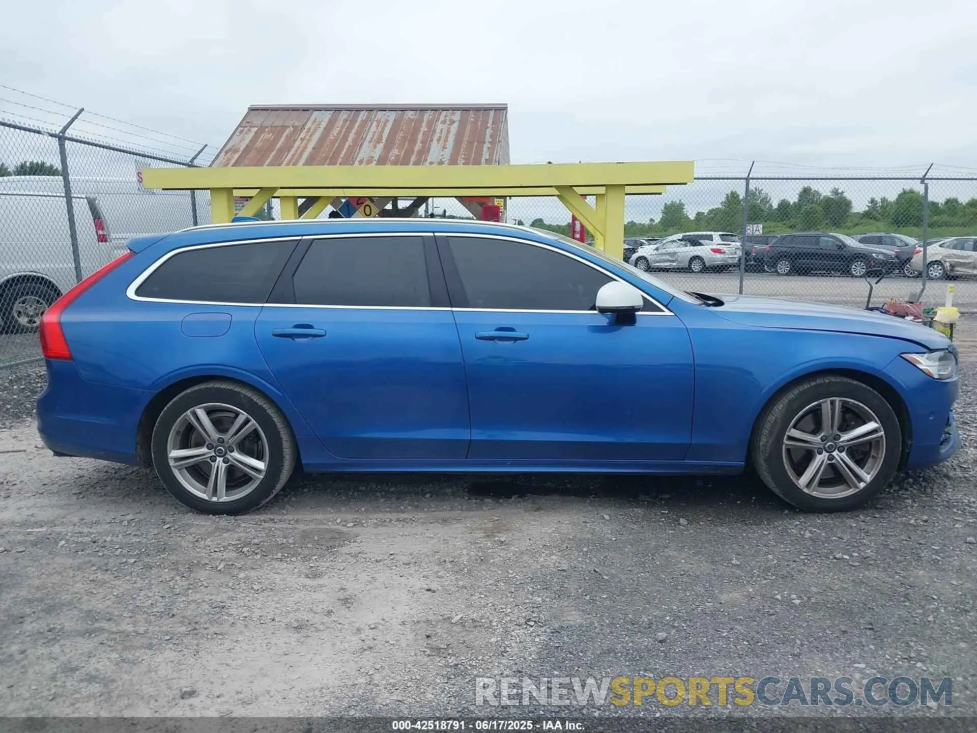 14 Фотография поврежденного автомобиля YV1A22VM2K1084934 VOLVO V90 2019