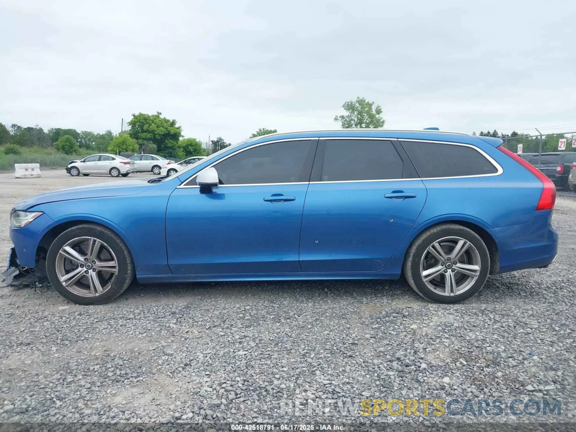 15 Фотография поврежденного автомобиля YV1A22VM2K1084934 VOLVO V90 2019