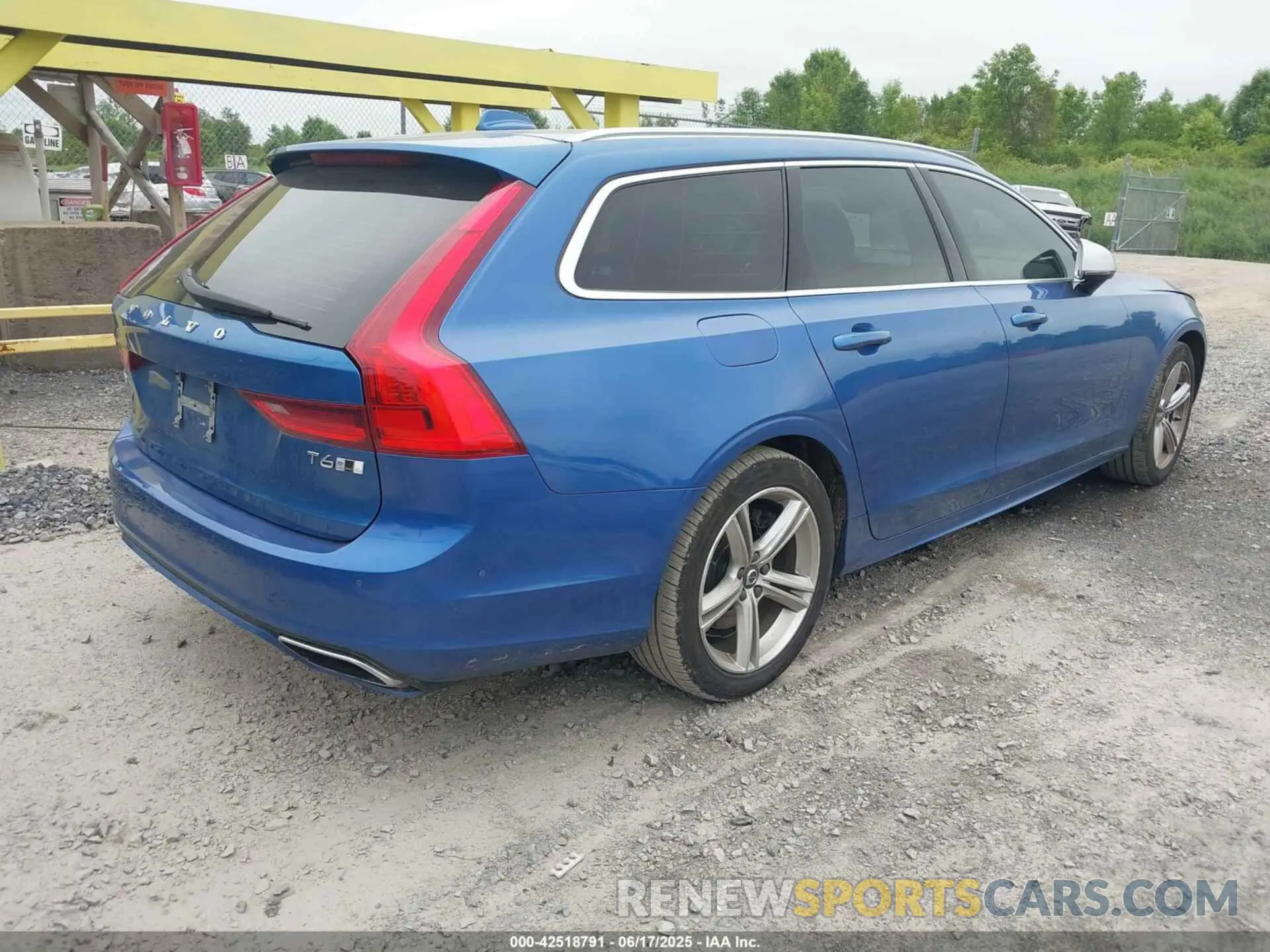 4 Фотография поврежденного автомобиля YV1A22VM2K1084934 VOLVO V90 2019
