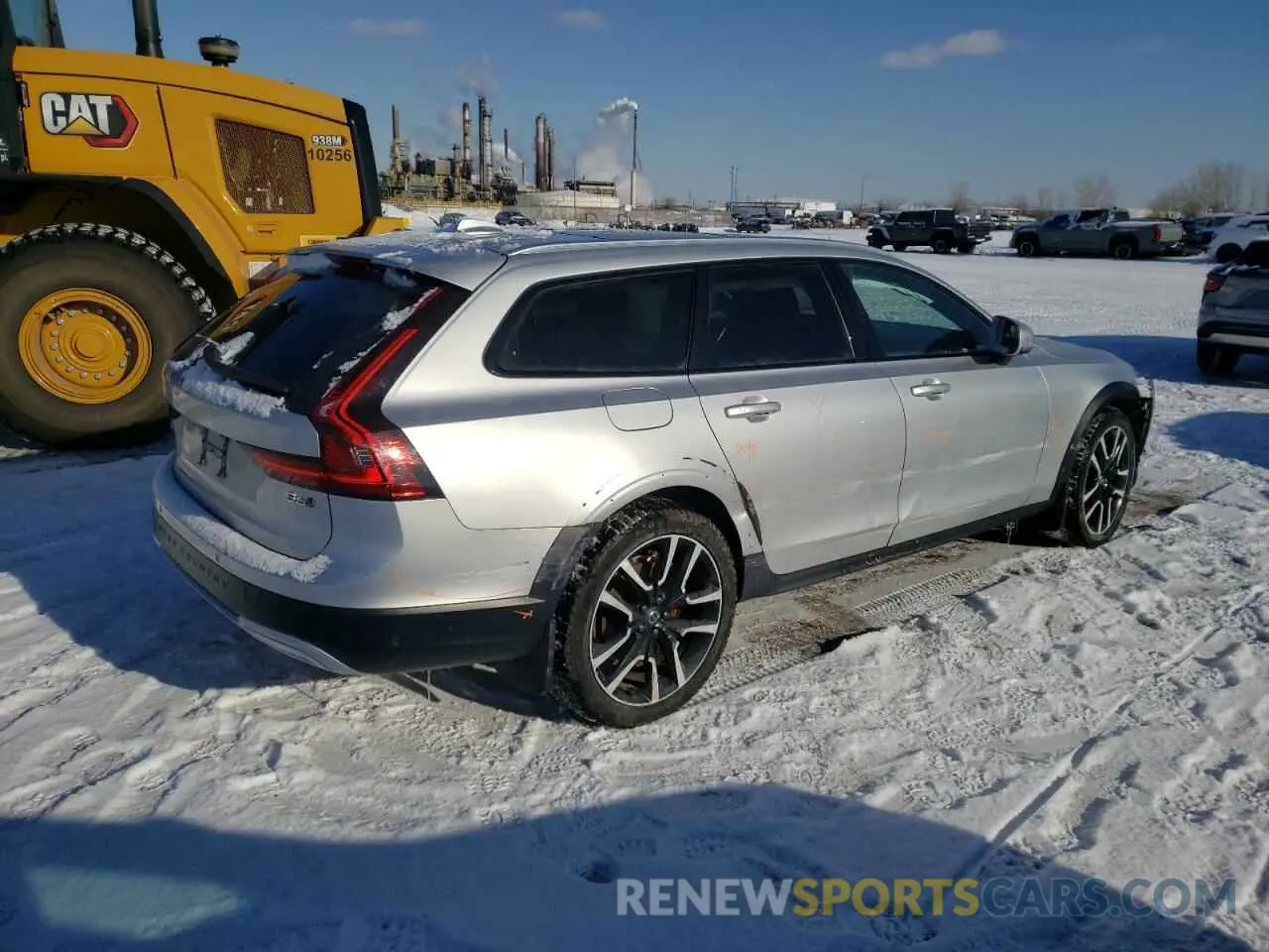 3 Photograph of a damaged car YV4062NL6N1146981 VOLVO V90 2022
