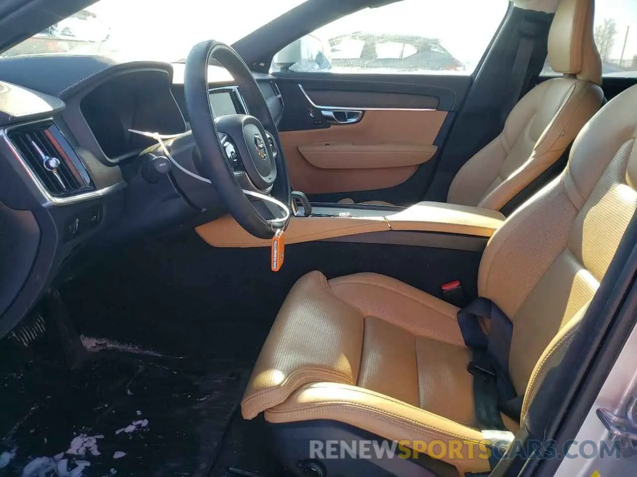 7 Photograph of a damaged car YV4062NL6N1146981 VOLVO V90 2022