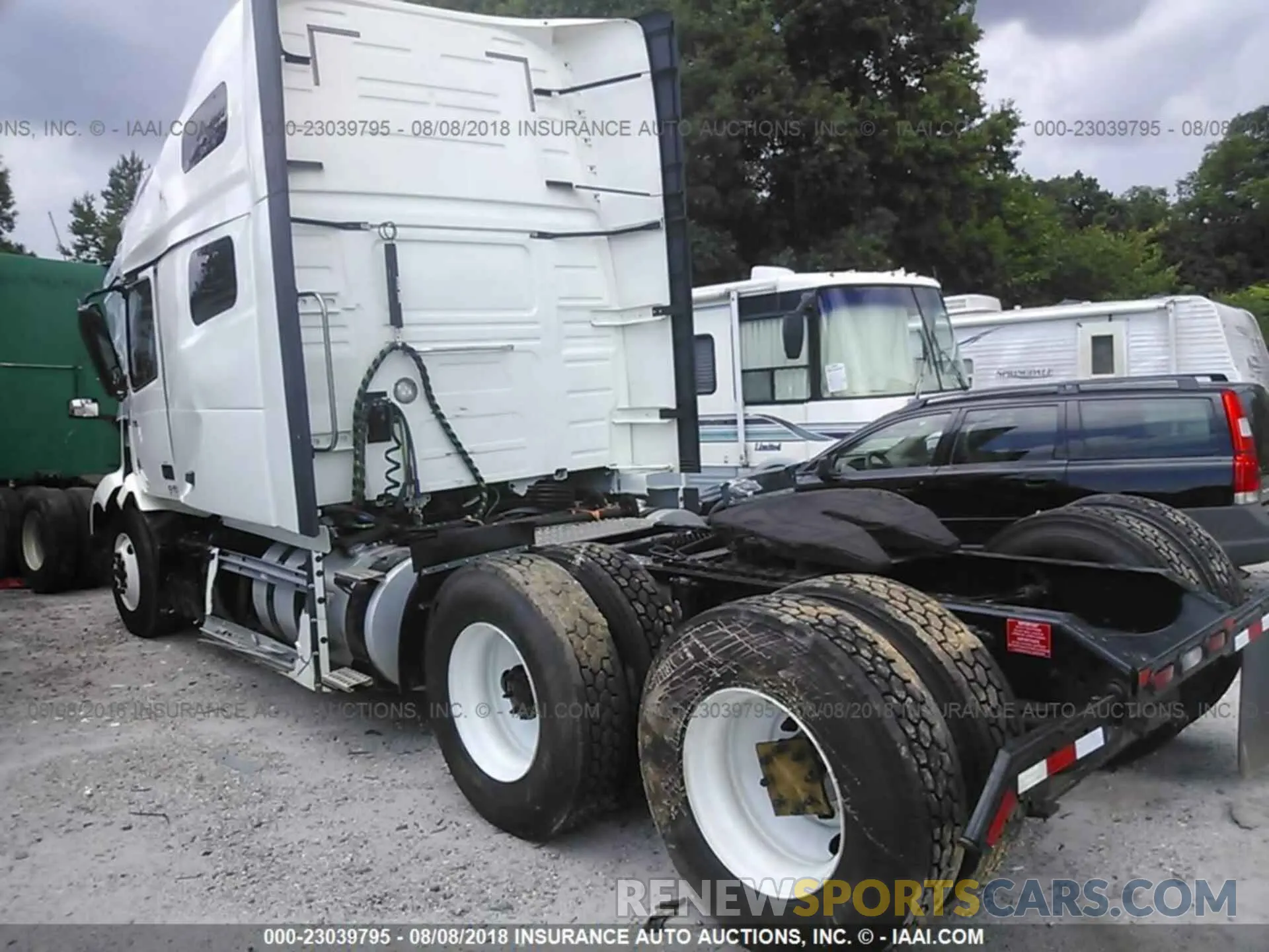 2 Photograph of a damaged car 4V4NC9EH7KN902767 Volvo Vn 2019