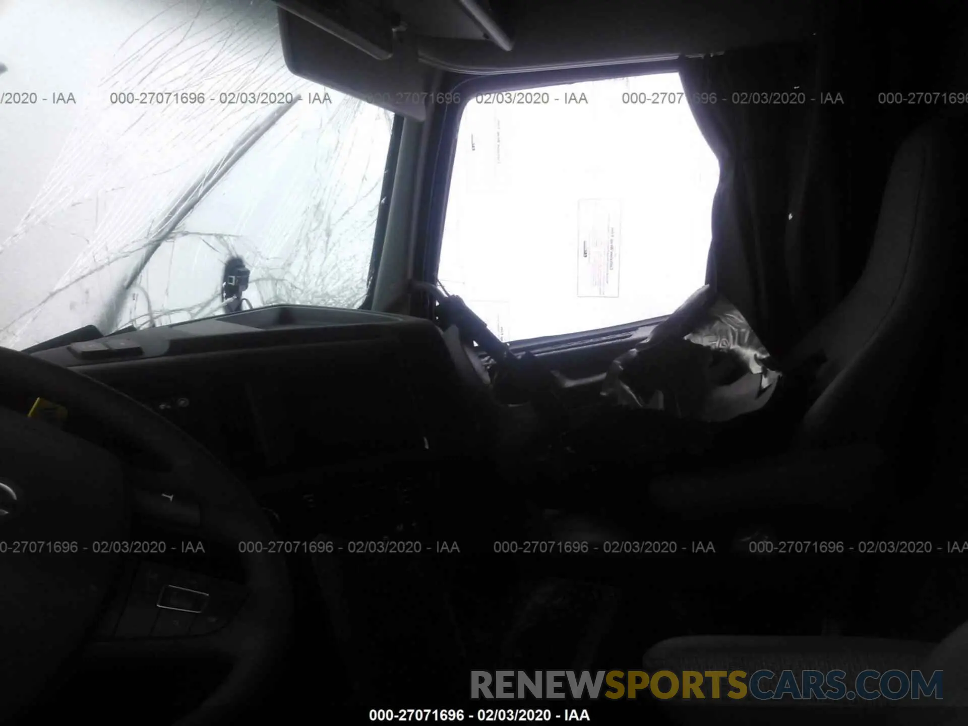 5 Photograph of a damaged car 4V4NC9EH7LN237807 VOLVO VN 2020