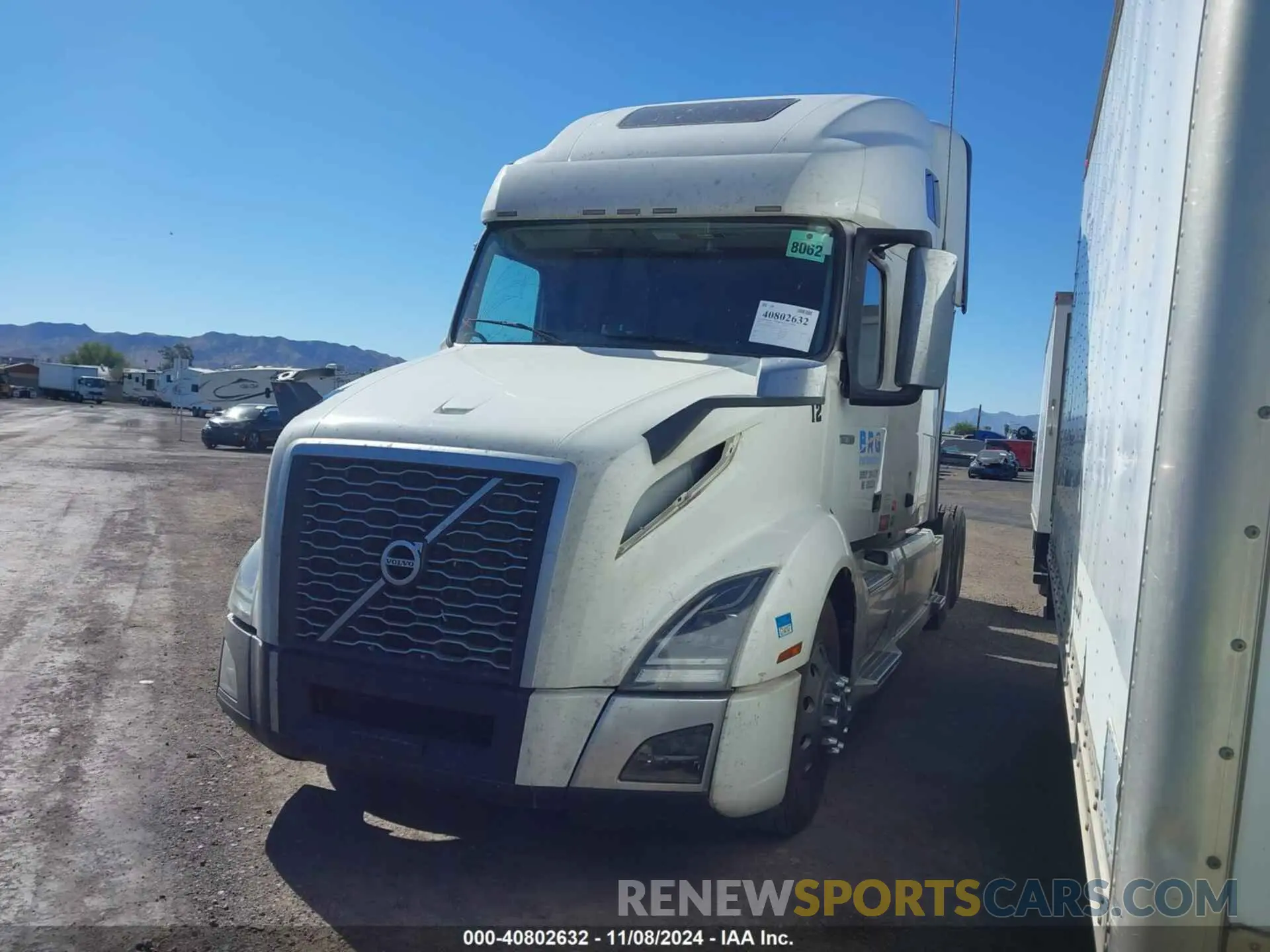 2 Photograph of a damaged car 4V4NC9EH1KN215834 VOLVO VNL 2019