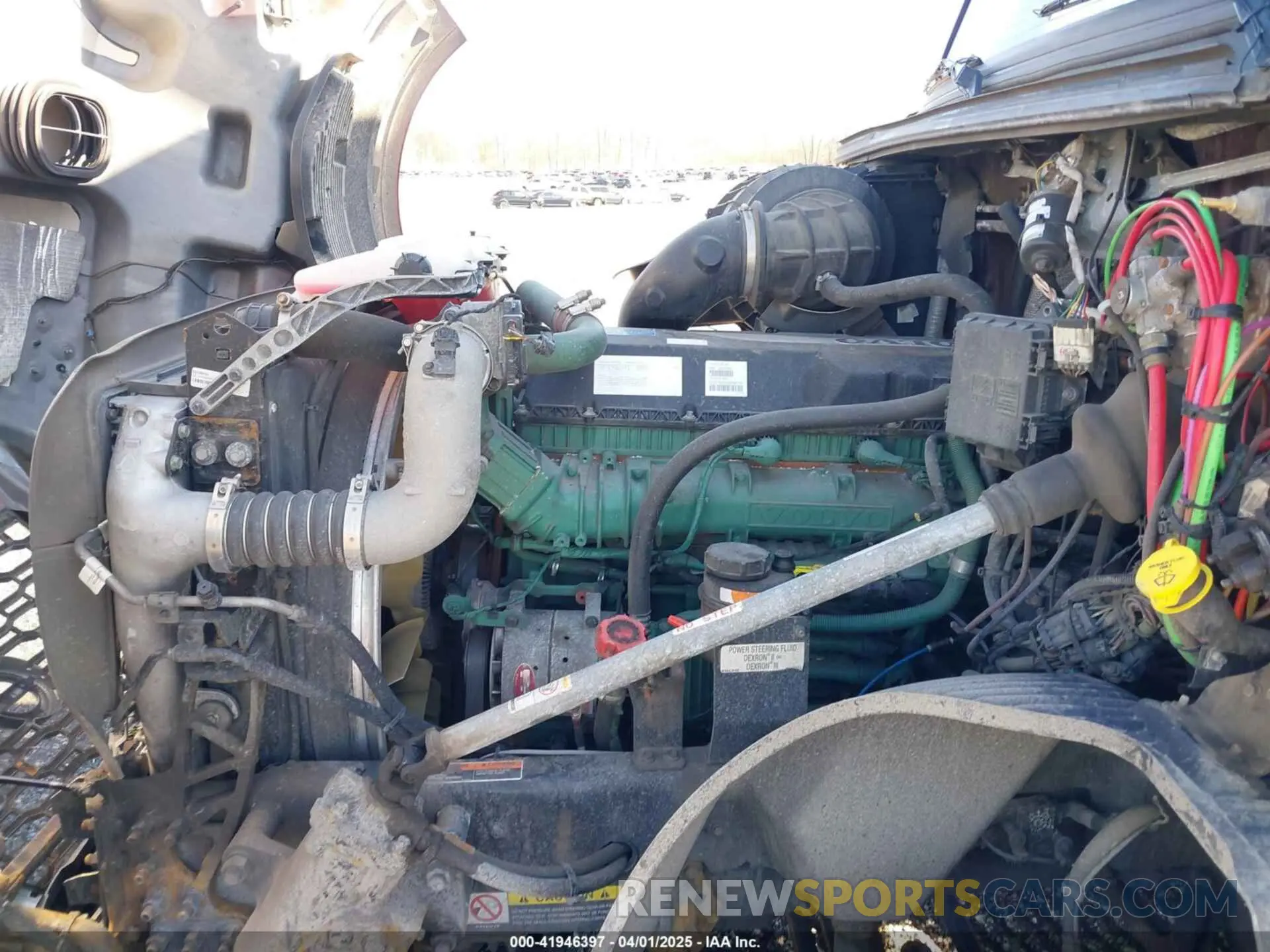 9 Фотография поврежденного автомобиля 4V4NC9EH4LN265788 VOLVO VNL 2020