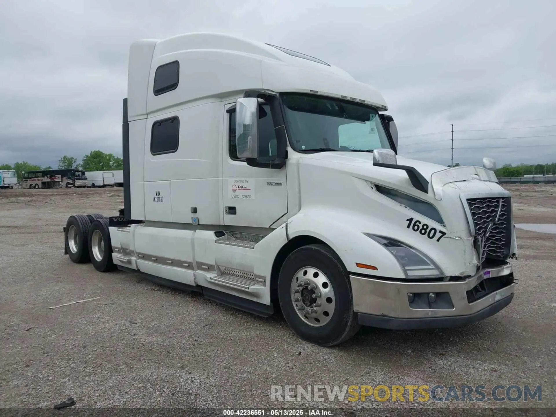 1 Фотография поврежденного автомобиля 4V4NC9EH9LN231037 VOLVO VNL 2020