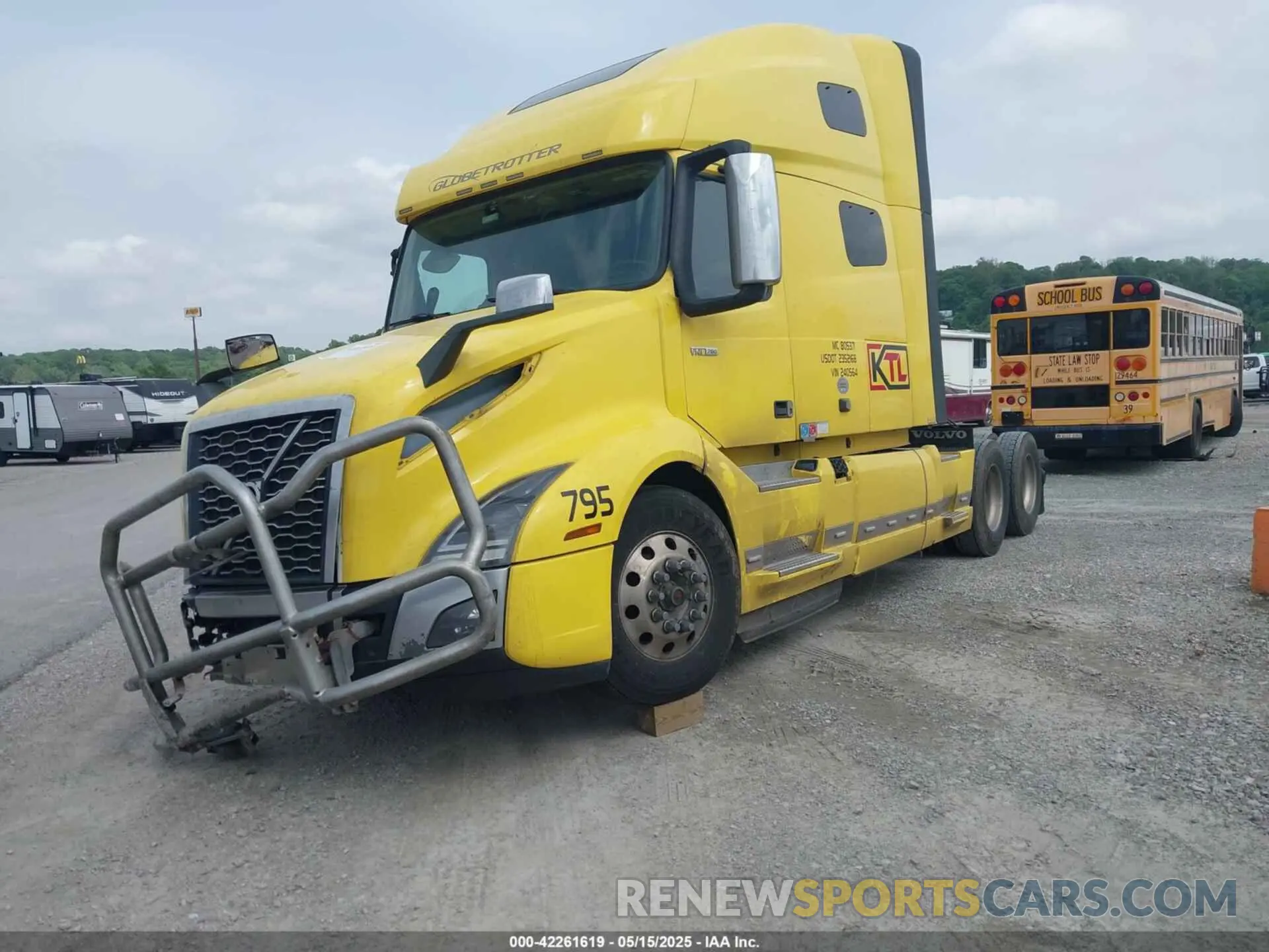2 Фотография поврежденного автомобиля 4V4NC9EJ7LN240564 VOLVO VNL 2020