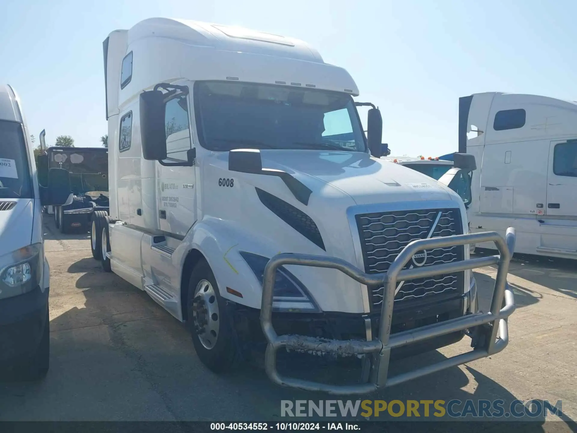 1 Photograph of a damaged car 4V4NC9EH3MN232816 VOLVO VNL 2021