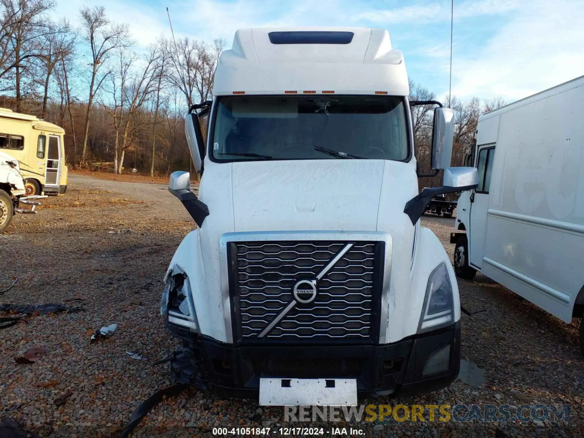 13 Фотография поврежденного автомобиля 4V4NC9EHXMN281625 VOLVO VNL 2021