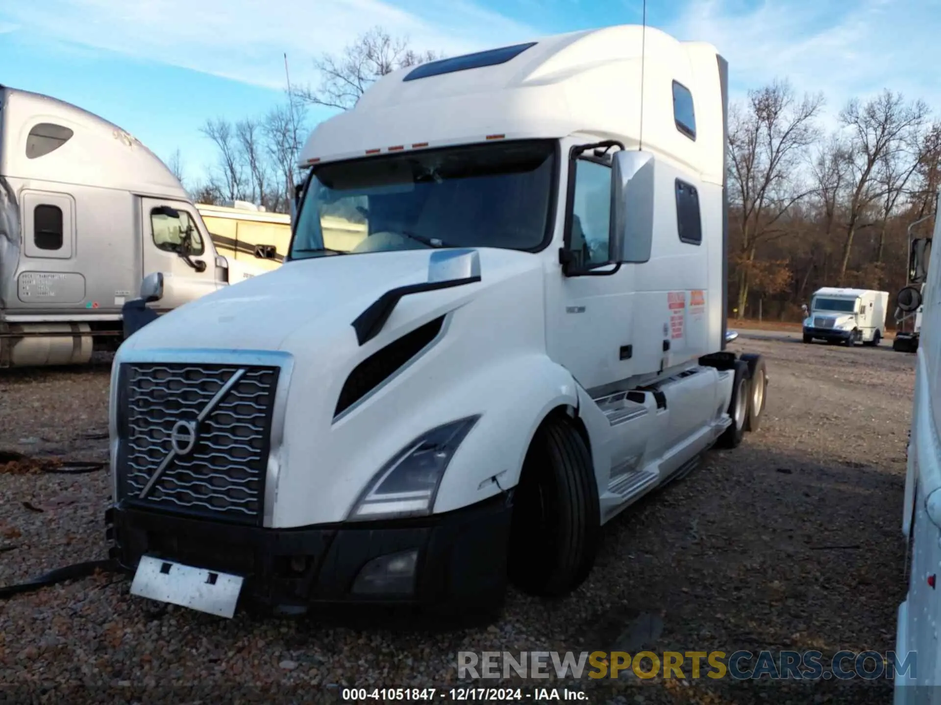 2 Фотография поврежденного автомобиля 4V4NC9EHXMN281625 VOLVO VNL 2021