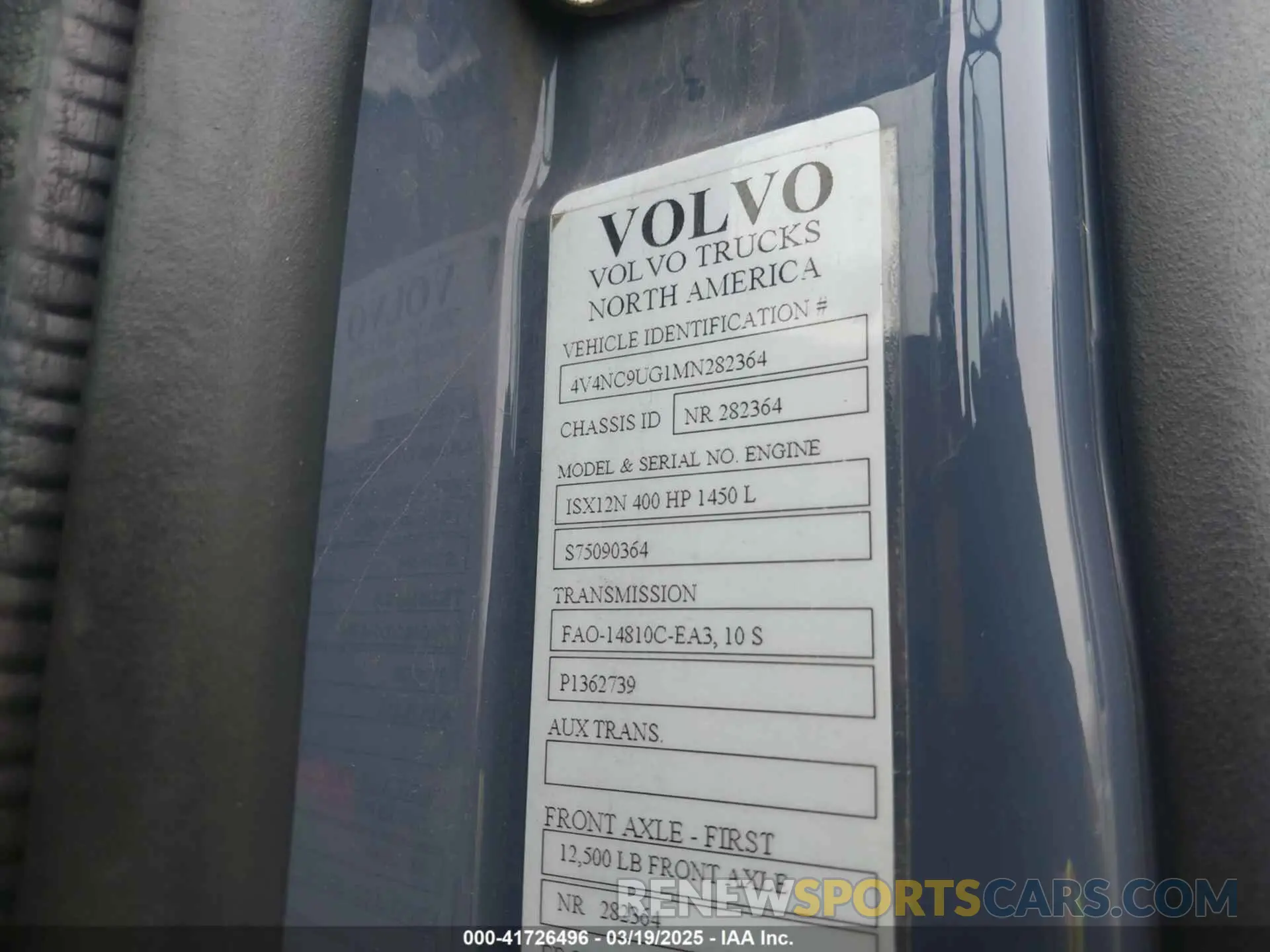 9 Photograph of a damaged car 4V4NC9UG1MN282364 VOLVO VNL 2021