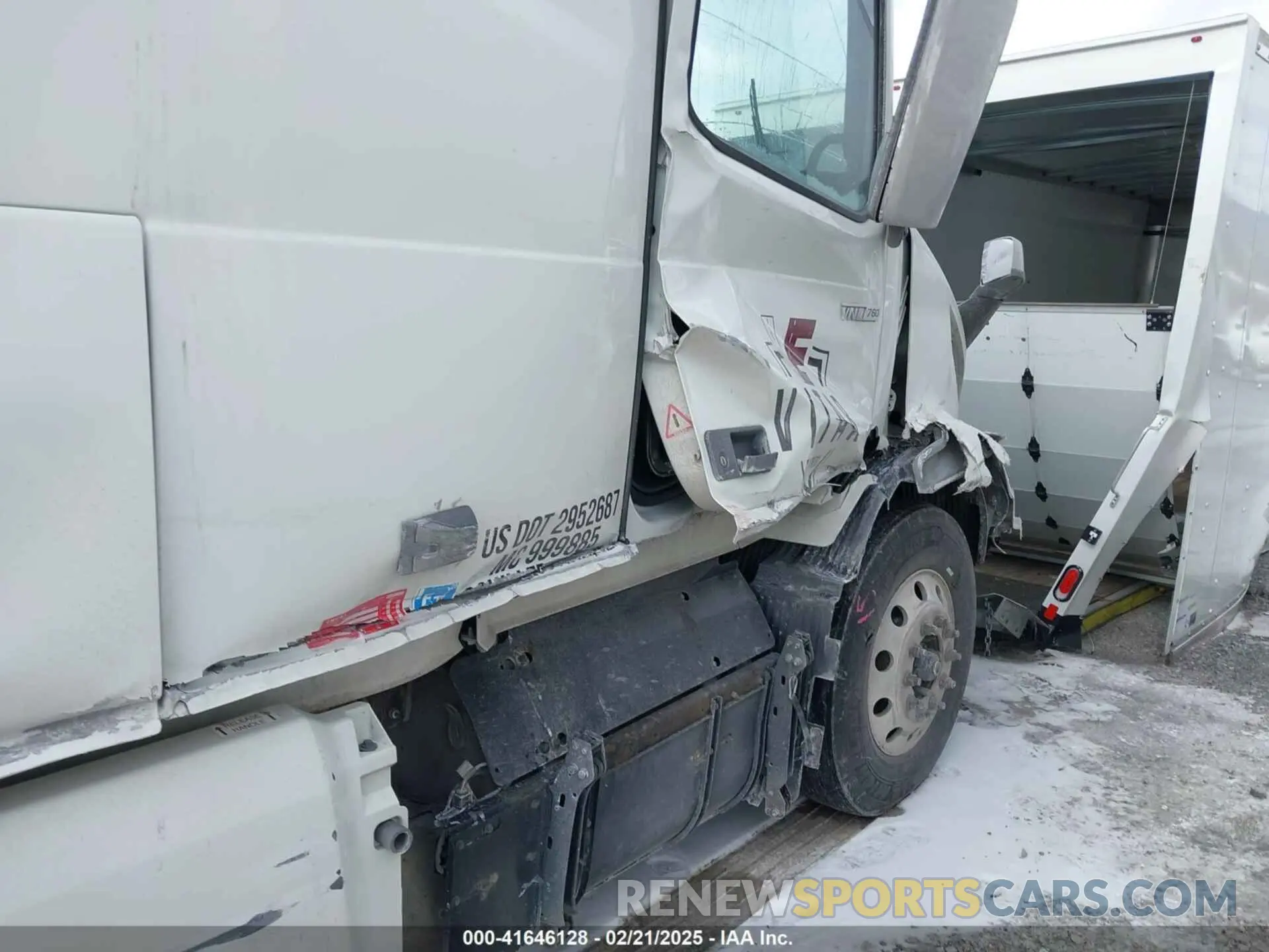 19 Фотография поврежденного автомобиля 4V4NC9EH0PN333185 VOLVO VNL 2023