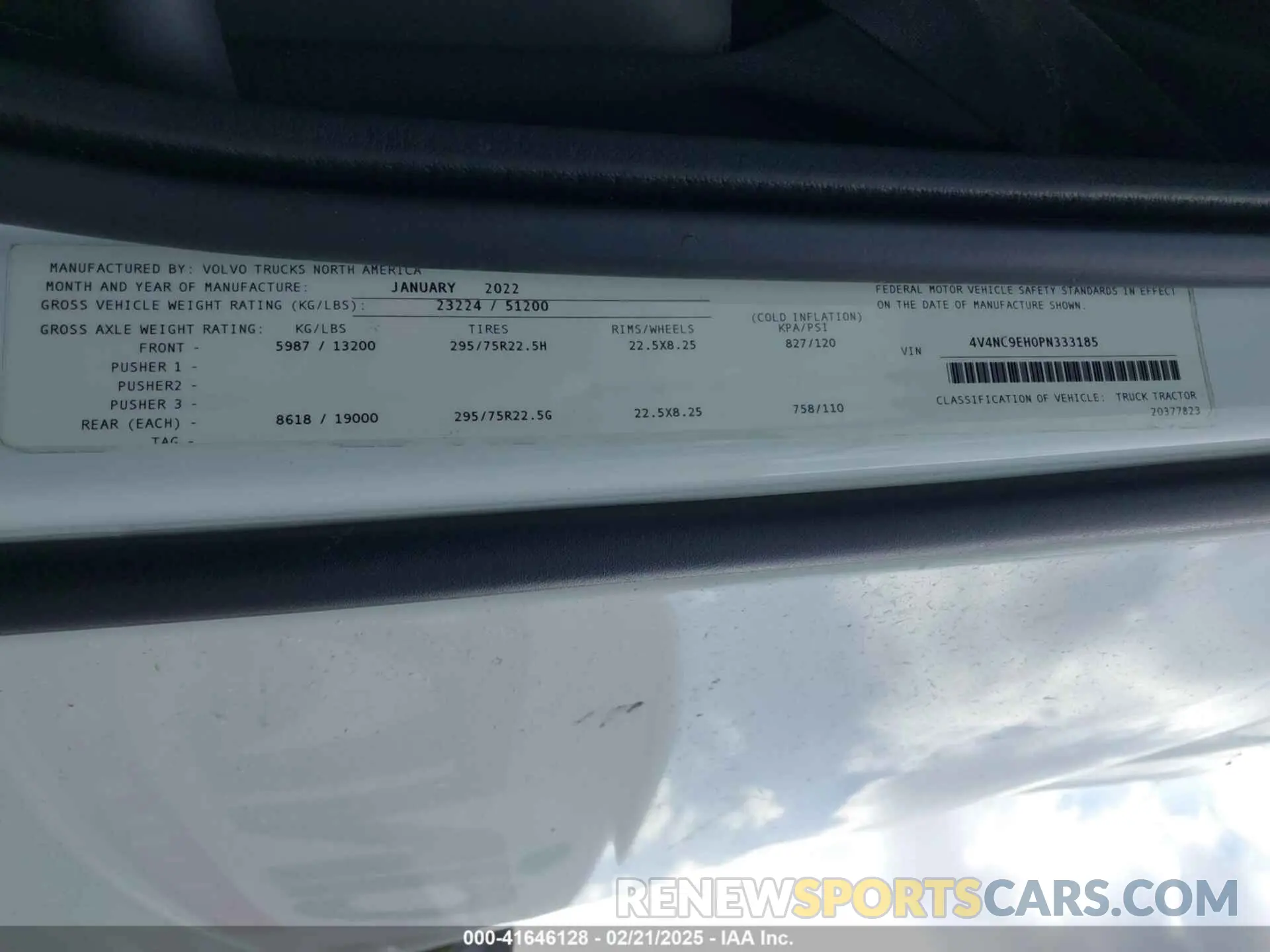 8 Фотография поврежденного автомобиля 4V4NC9EH0PN333185 VOLVO VNL 2023