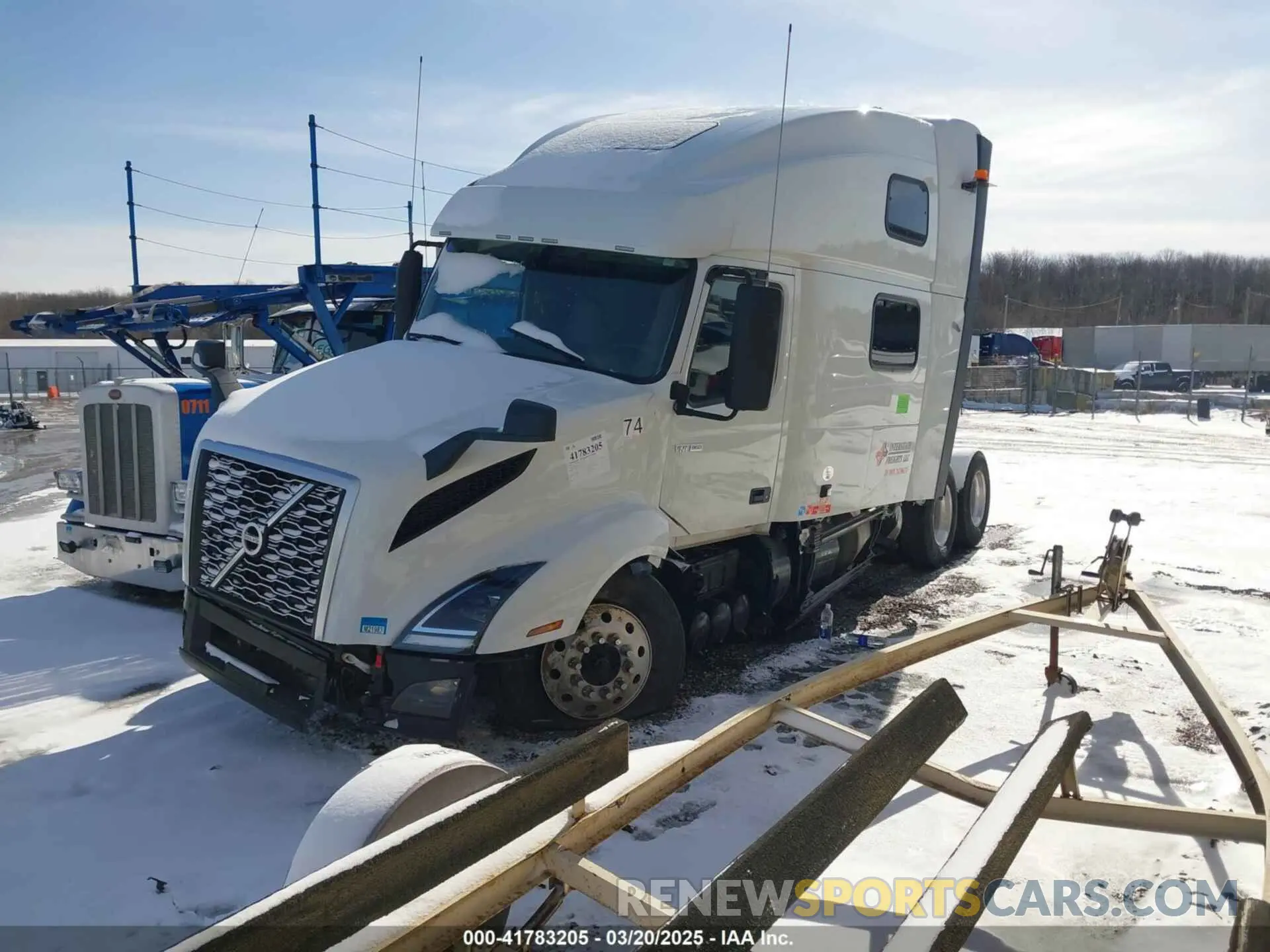 2 Photograph of a damaged car 4V4NC9EH2PN315710 VOLVO VNL 2023