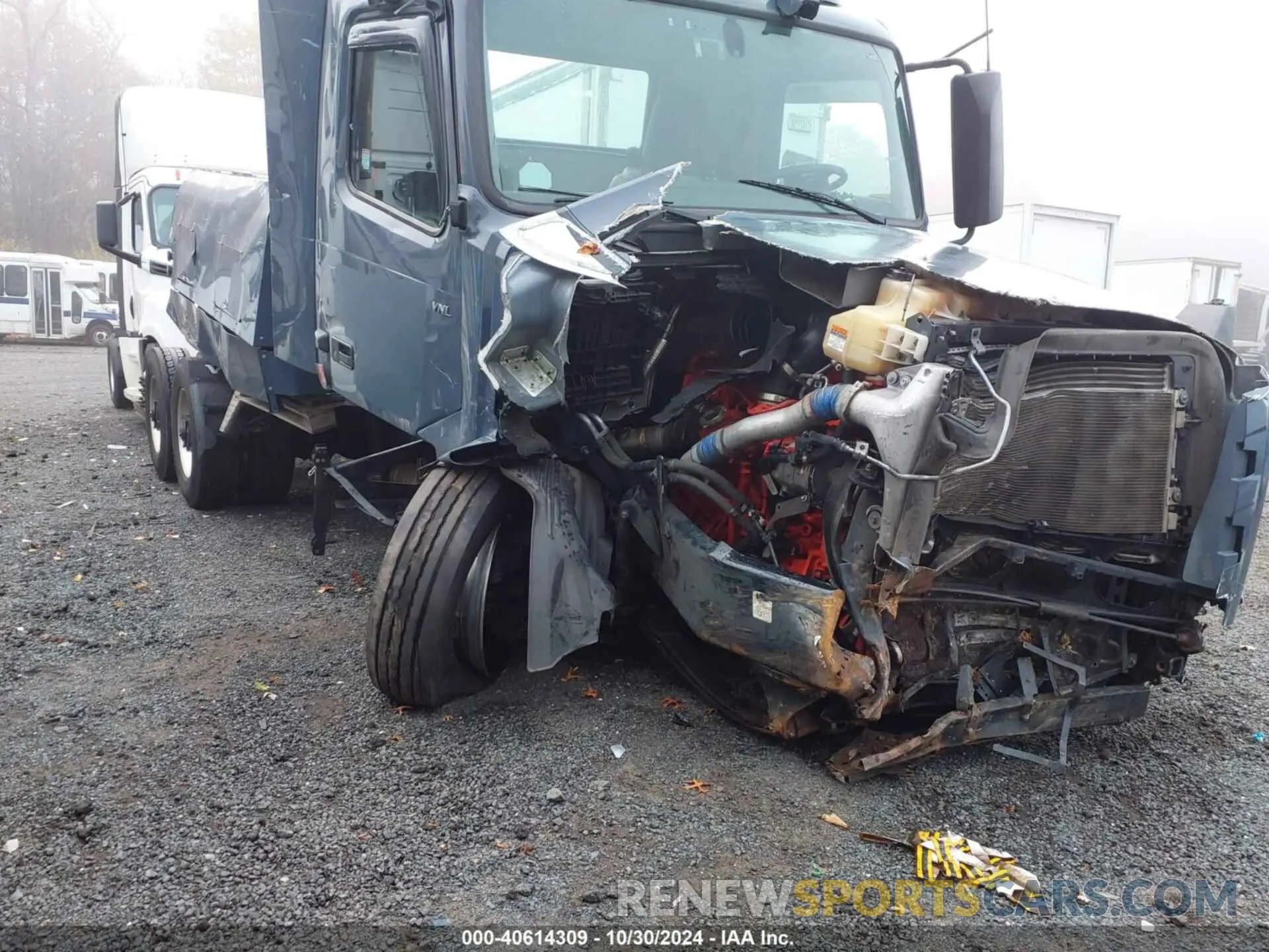 1 Фотография поврежденного автомобиля 4V4NC9UGXPN335616 VOLVO VNL 2023