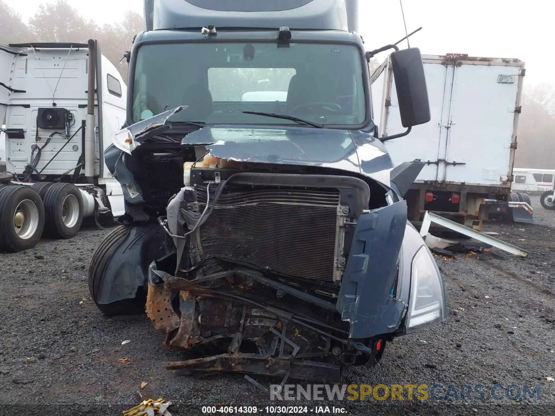 16 Фотография поврежденного автомобиля 4V4NC9UGXPN335616 VOLVO VNL 2023