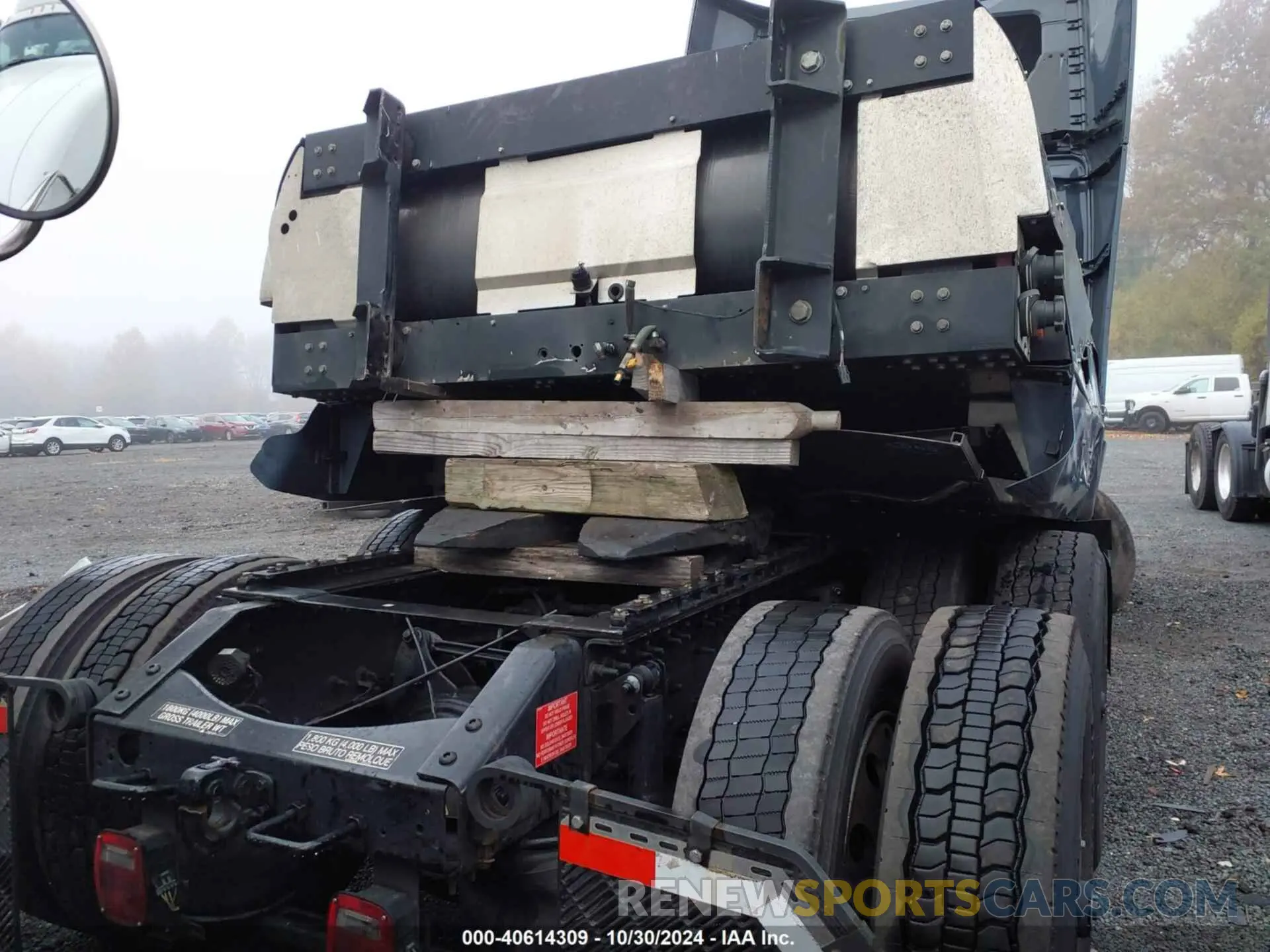 19 Фотография поврежденного автомобиля 4V4NC9UGXPN335616 VOLVO VNL 2023