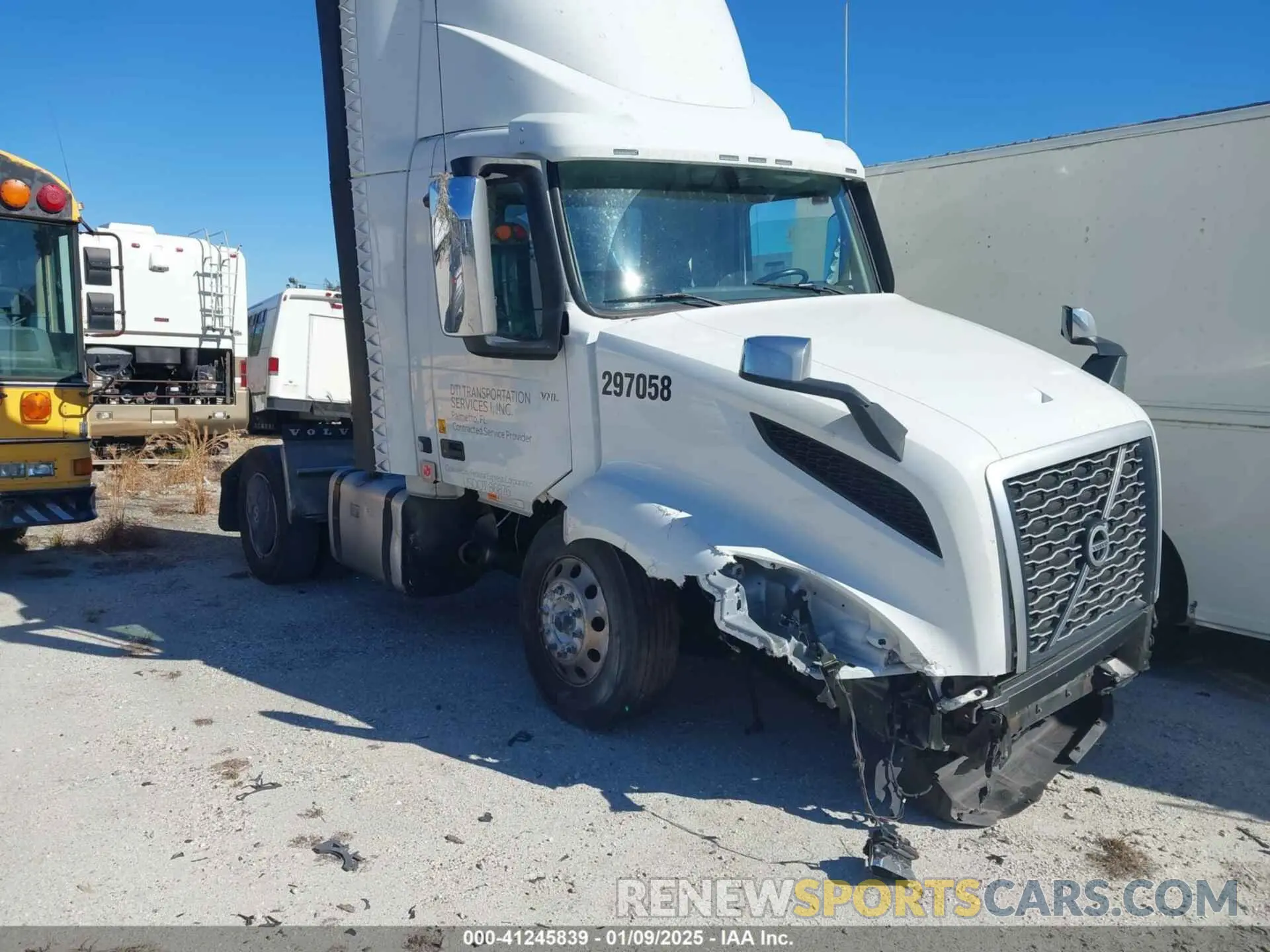 1 Photograph of a damaged car 4V4N39EH2RN659329 VOLVO VNL 2024
