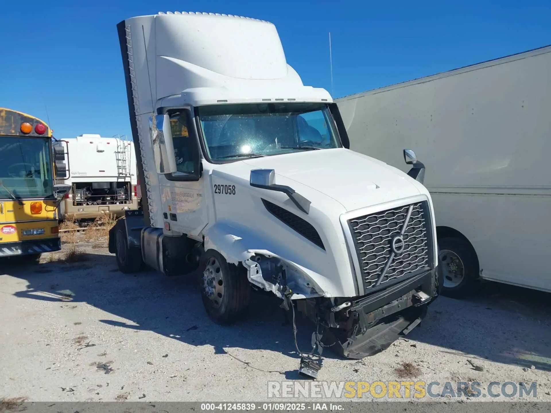 11 Photograph of a damaged car 4V4N39EH2RN659329 VOLVO VNL 2024