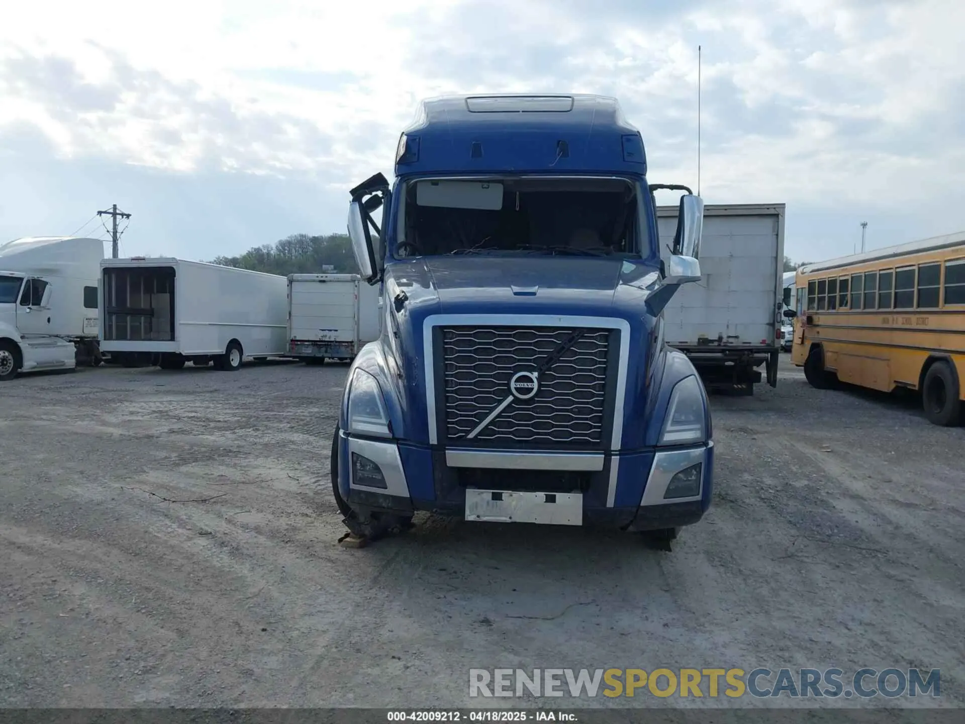 15 Photograph of a damaged car 4V4NC9EH0RN637457 VOLVO VNL 2024