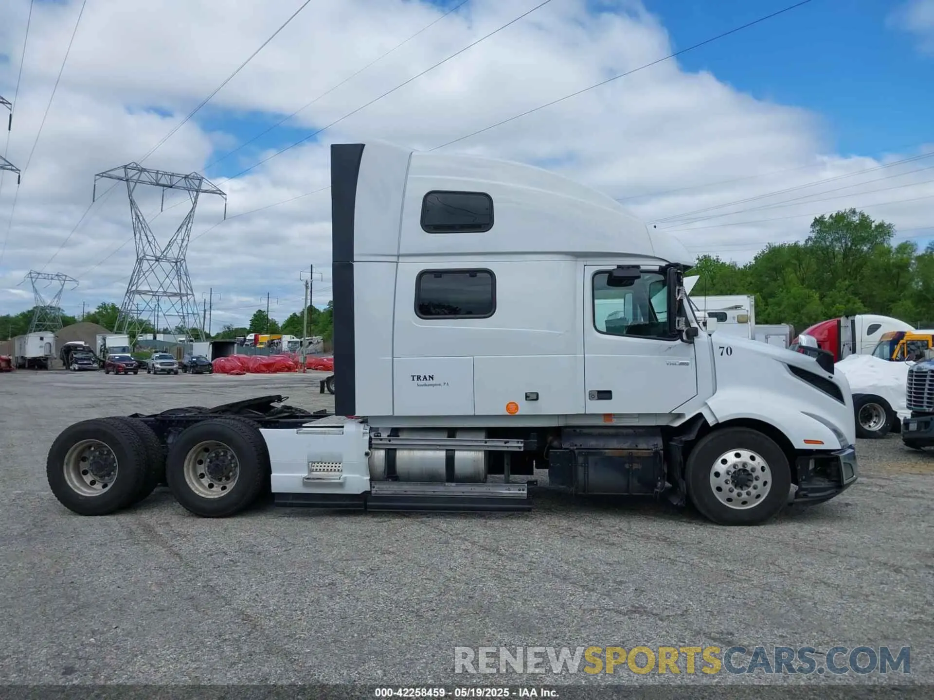 17 Фотография поврежденного автомобиля 4V4NC9EJXRN640546 VOLVO VNL 2024