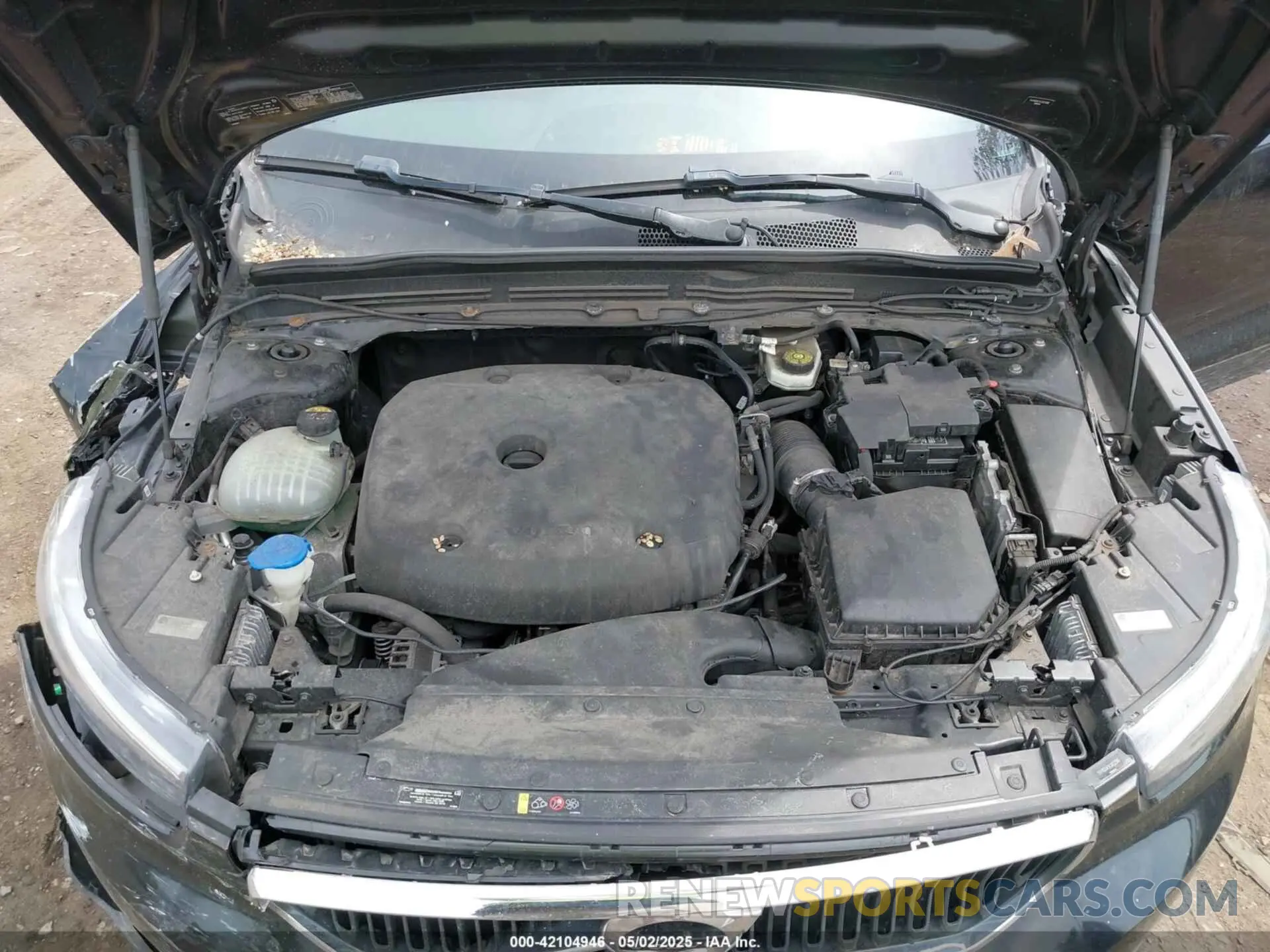 10 Фотография поврежденного автомобиля YV4162UK1K2052266 VOLVO XC40 2019