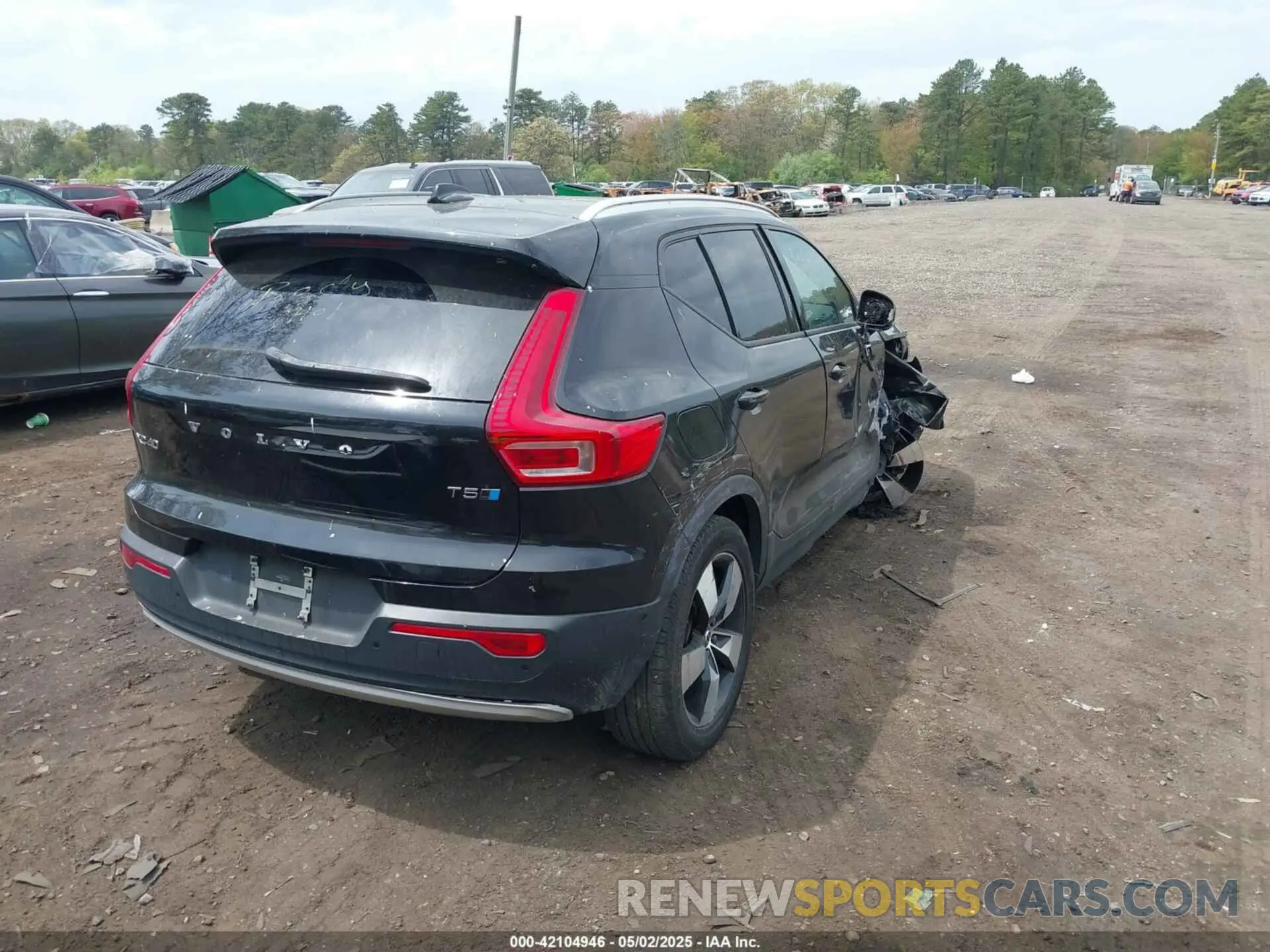 4 Фотография поврежденного автомобиля YV4162UK1K2052266 VOLVO XC40 2019