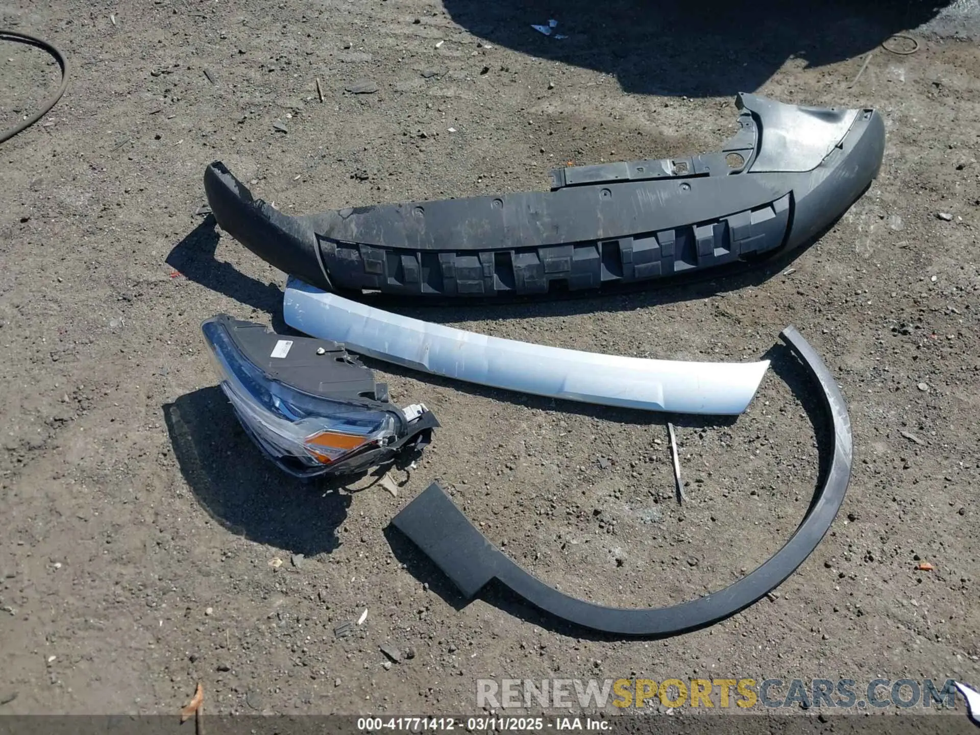 12 Фотография поврежденного автомобиля YV4162UK1K2152173 VOLVO XC40 2019
