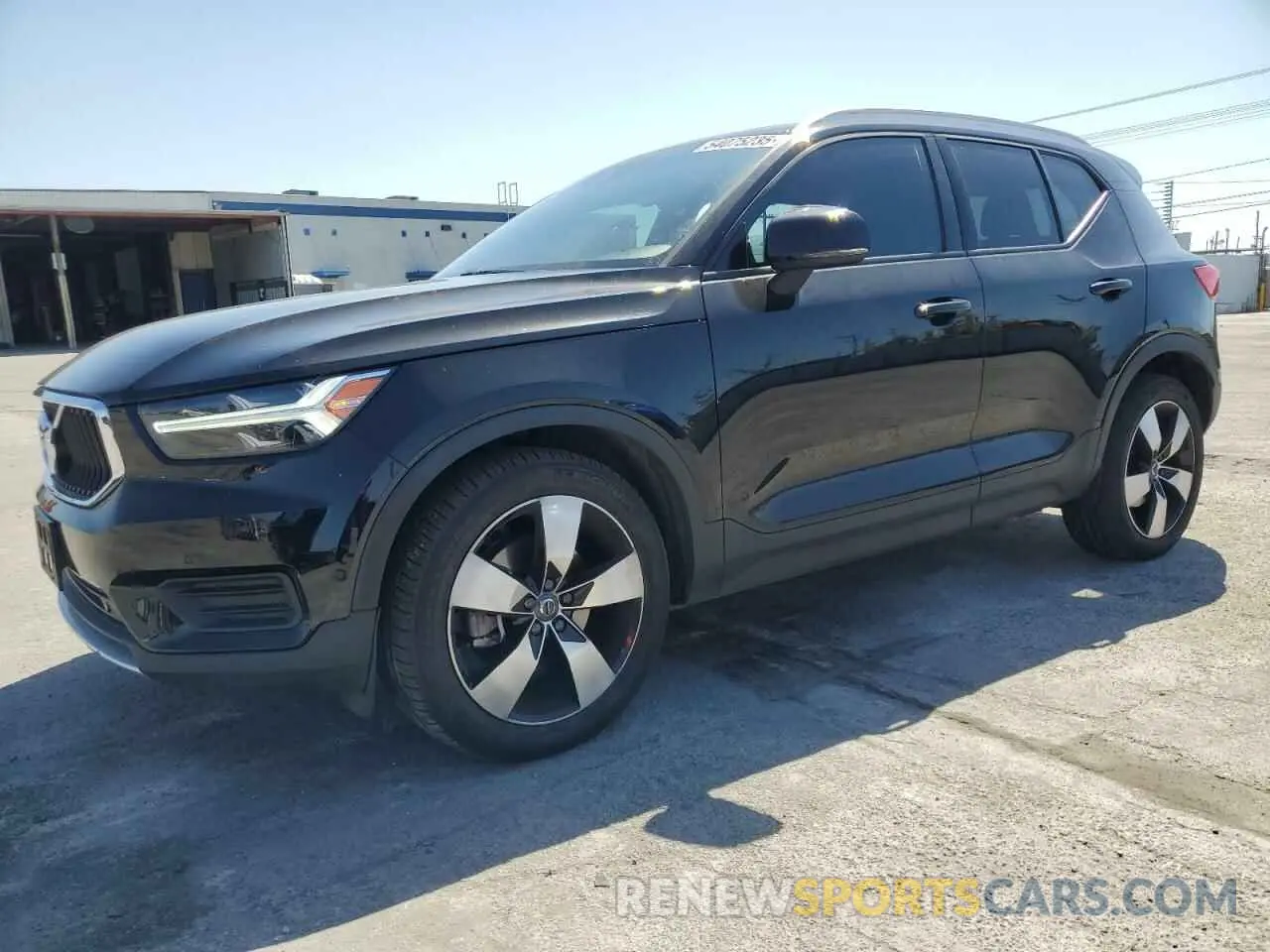 1 Photograph of a damaged car YV4162UK3K2110085 VOLVO XC40 2019