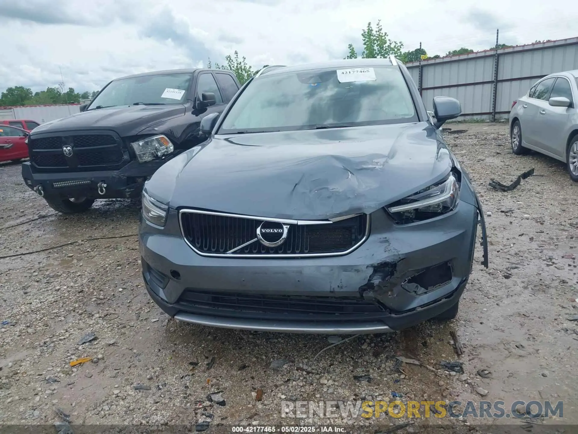12 Фотография поврежденного автомобиля YV4162UK7K2075731 VOLVO XC40 2019