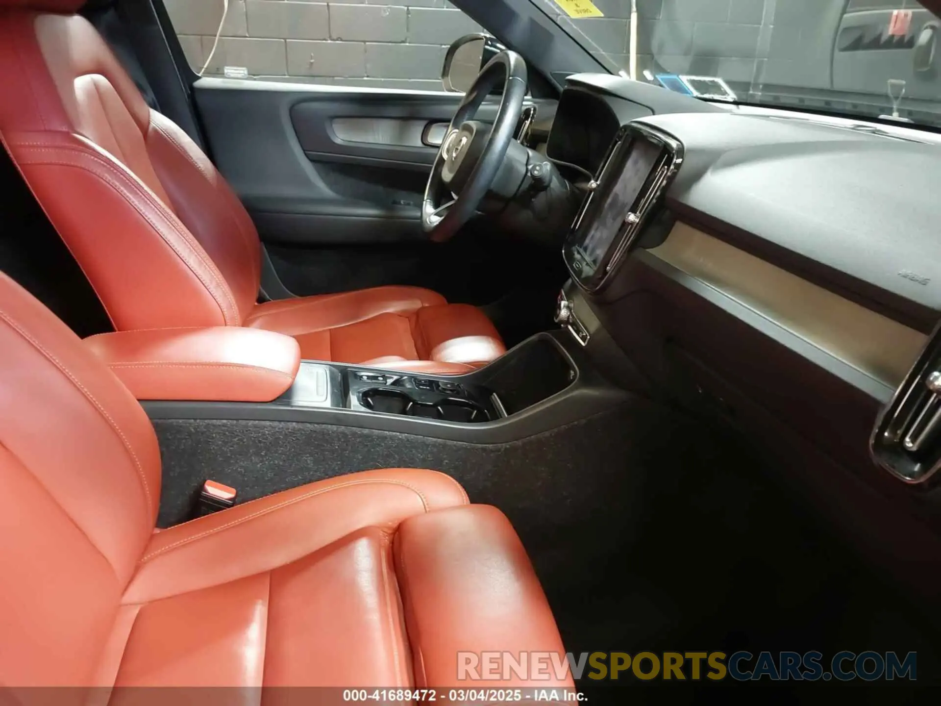 5 Фотография поврежденного автомобиля YV4162UL9K2099487 VOLVO XC40 2019