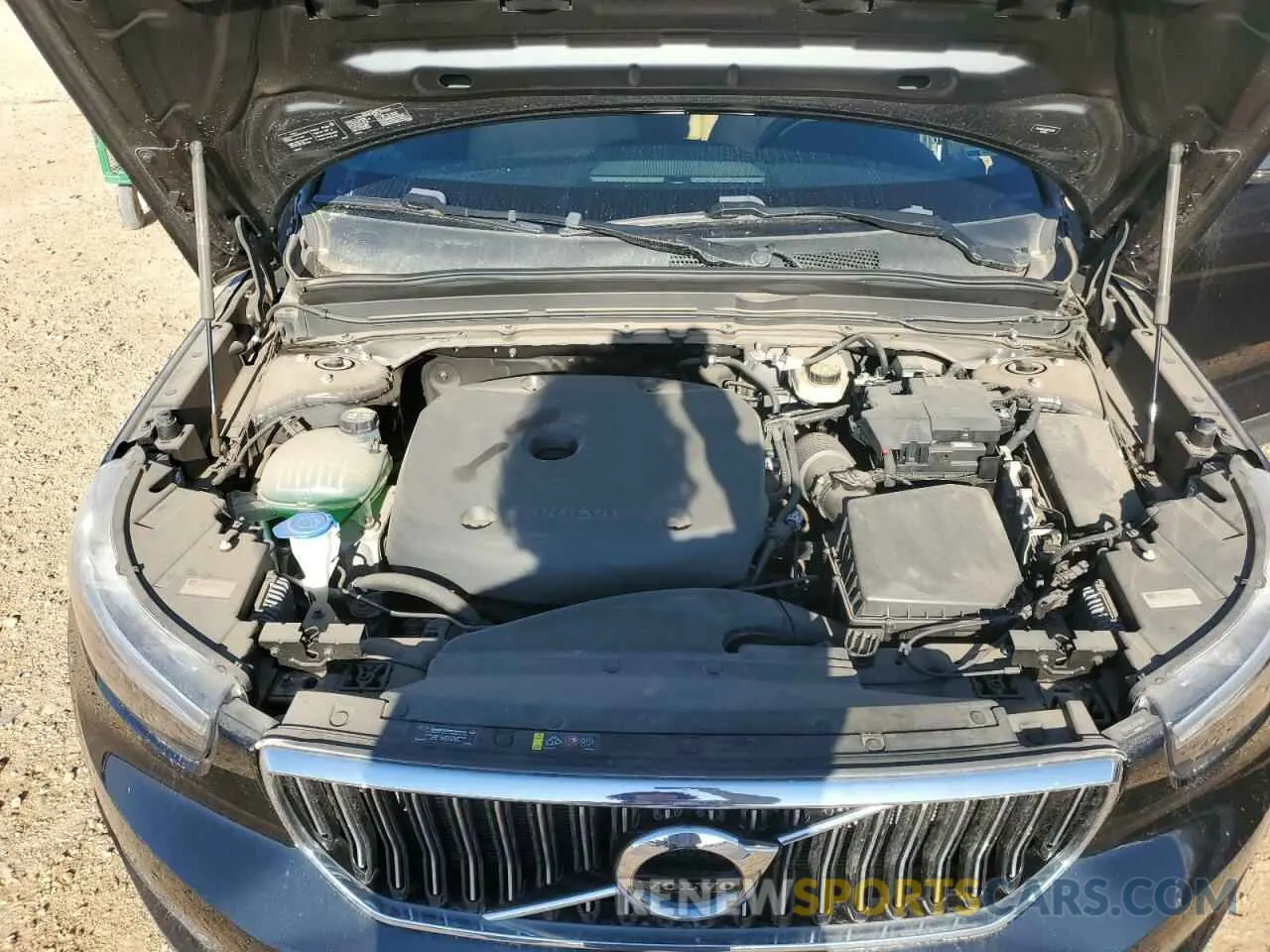 12 Photograph of a damaged car YV4162UL9K2111055 VOLVO XC40 2019