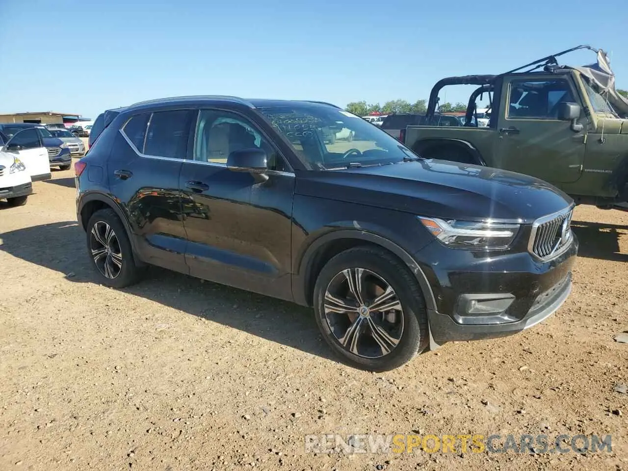 4 Photograph of a damaged car YV4162UL9K2111055 VOLVO XC40 2019