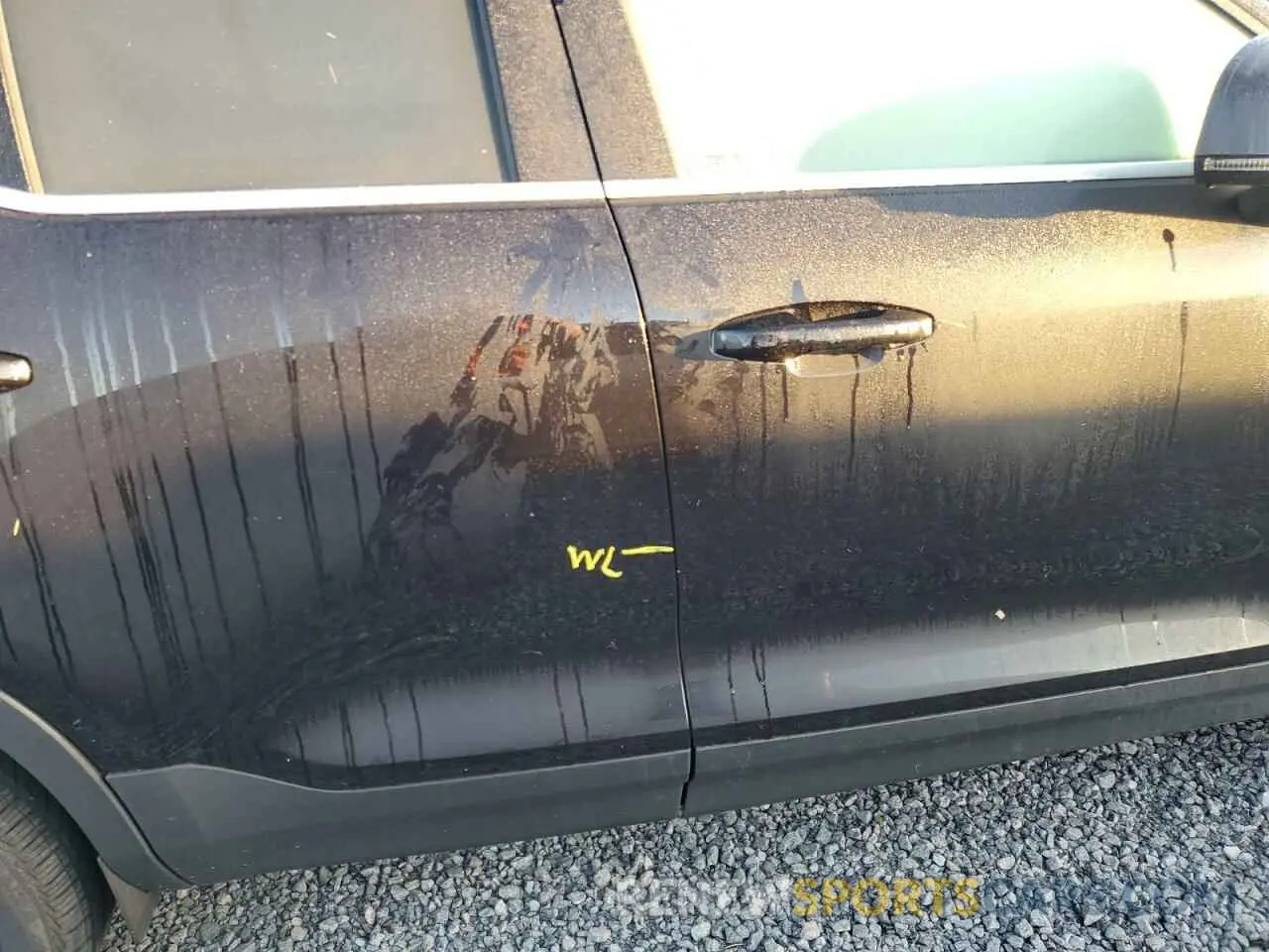 13 Photograph of a damaged car YV4162ULXK2113574 VOLVO XC40 2019