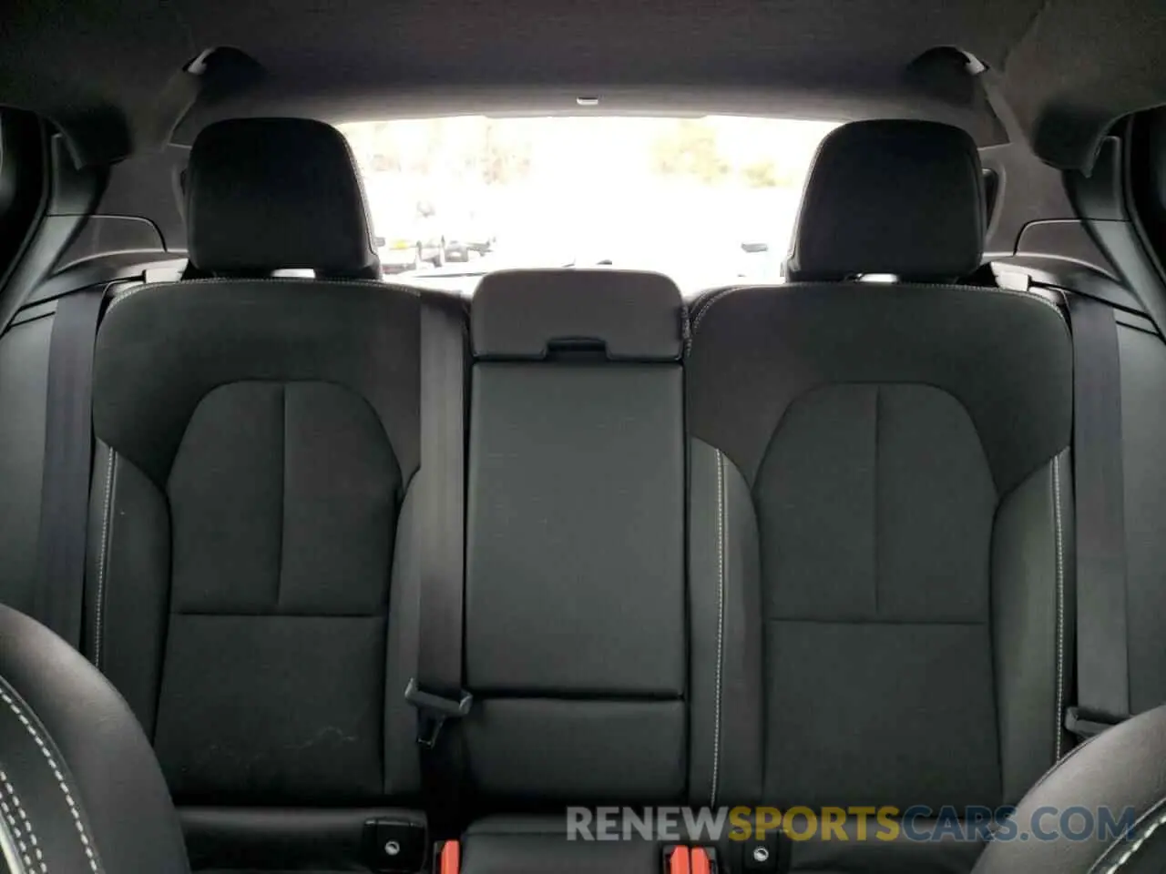 10 Photograph of a damaged car YV4162UM6K2114715 VOLVO XC40 2019