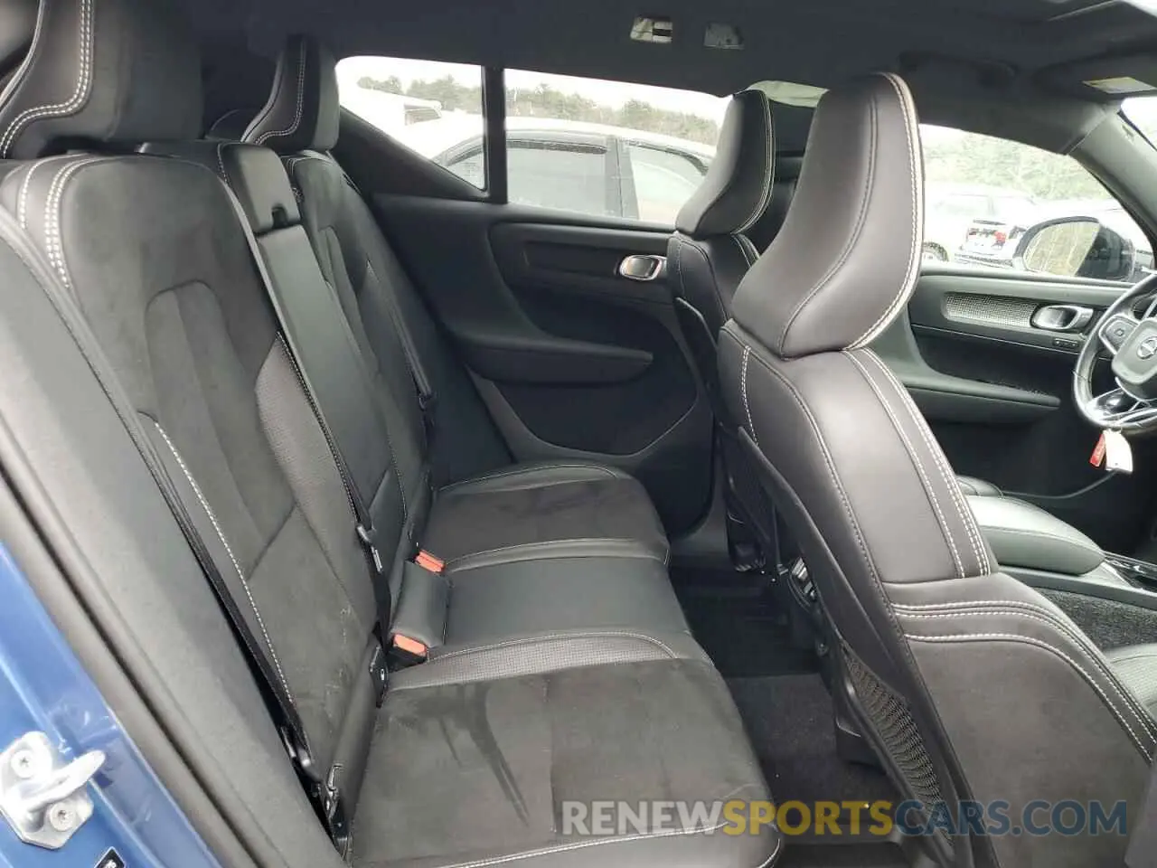 11 Photograph of a damaged car YV4162UM6K2114715 VOLVO XC40 2019