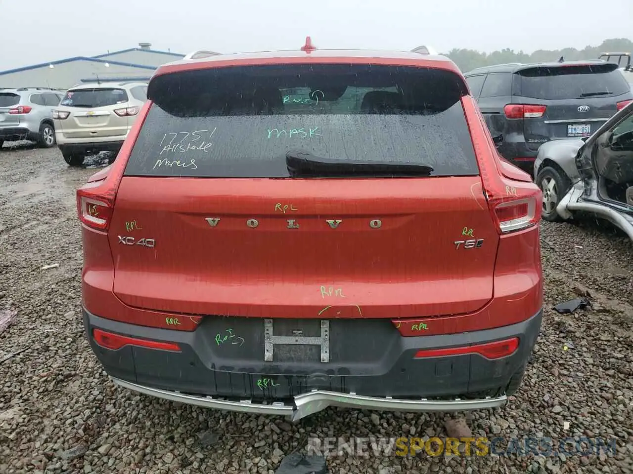 6 Photograph of a damaged car YV4162XZ0K2009577 VOLVO XC40 2019