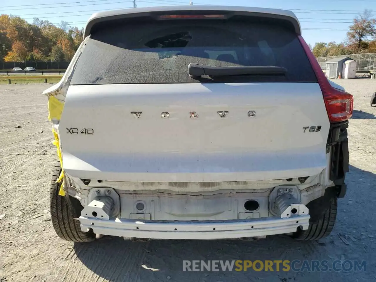6 Photograph of a damaged car YV4162XZ2K2011475 VOLVO XC40 2019
