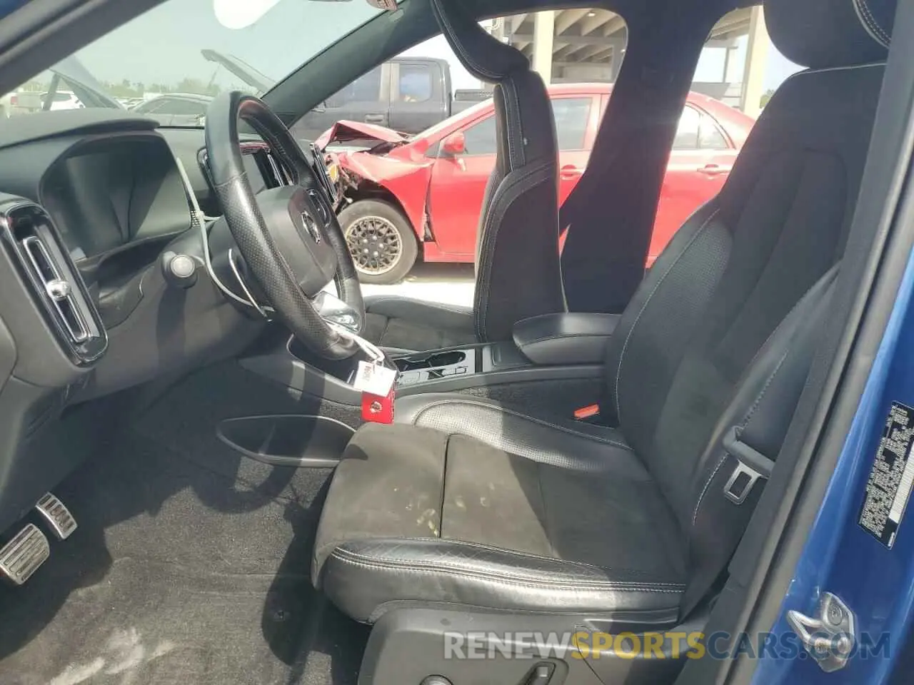 7 Photograph of a damaged car YV4162XZ3K2012800 VOLVO XC40 2019