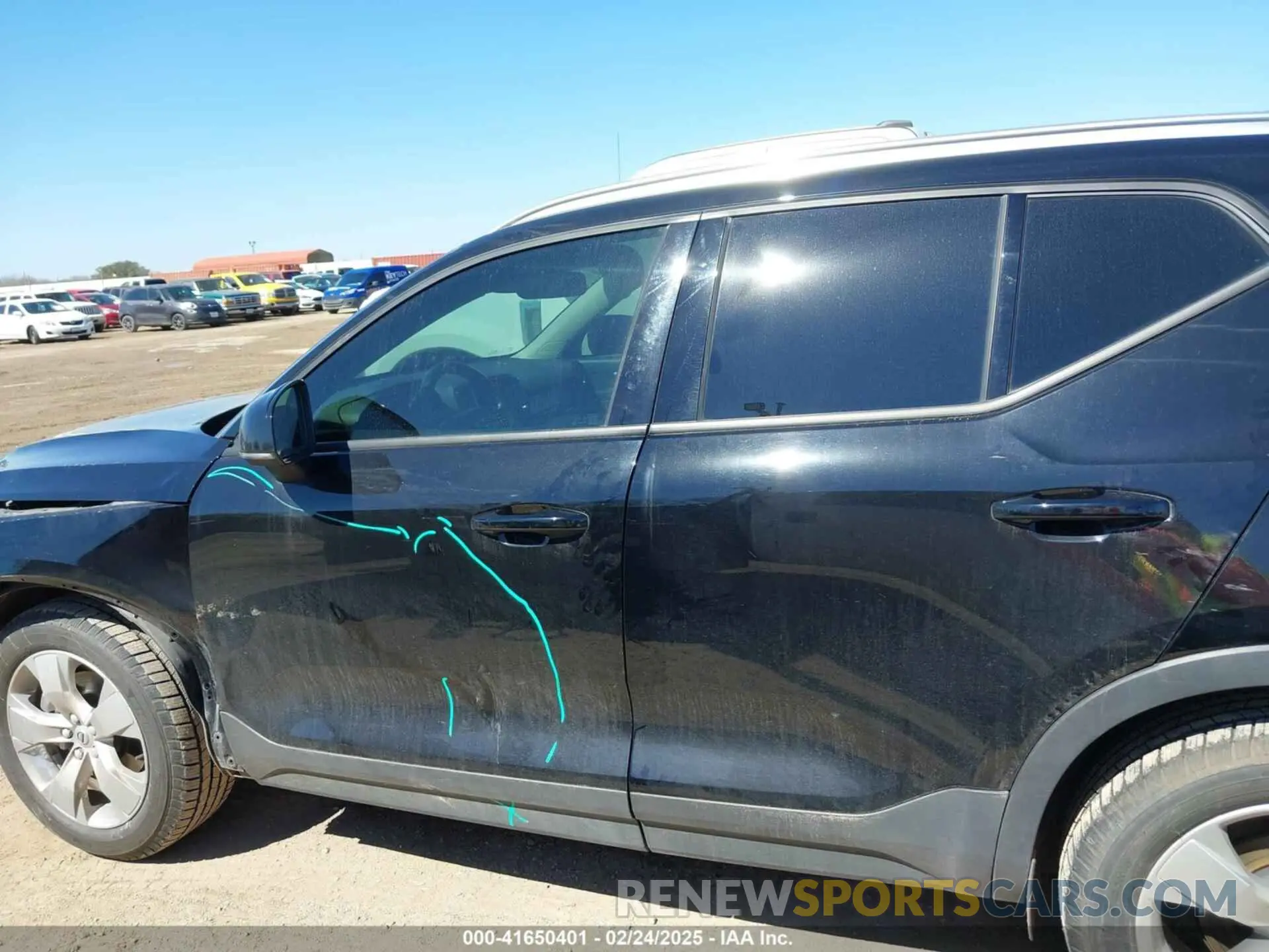 15 Photograph of a damaged car YV4162XZ3K2018371 VOLVO XC40 2019
