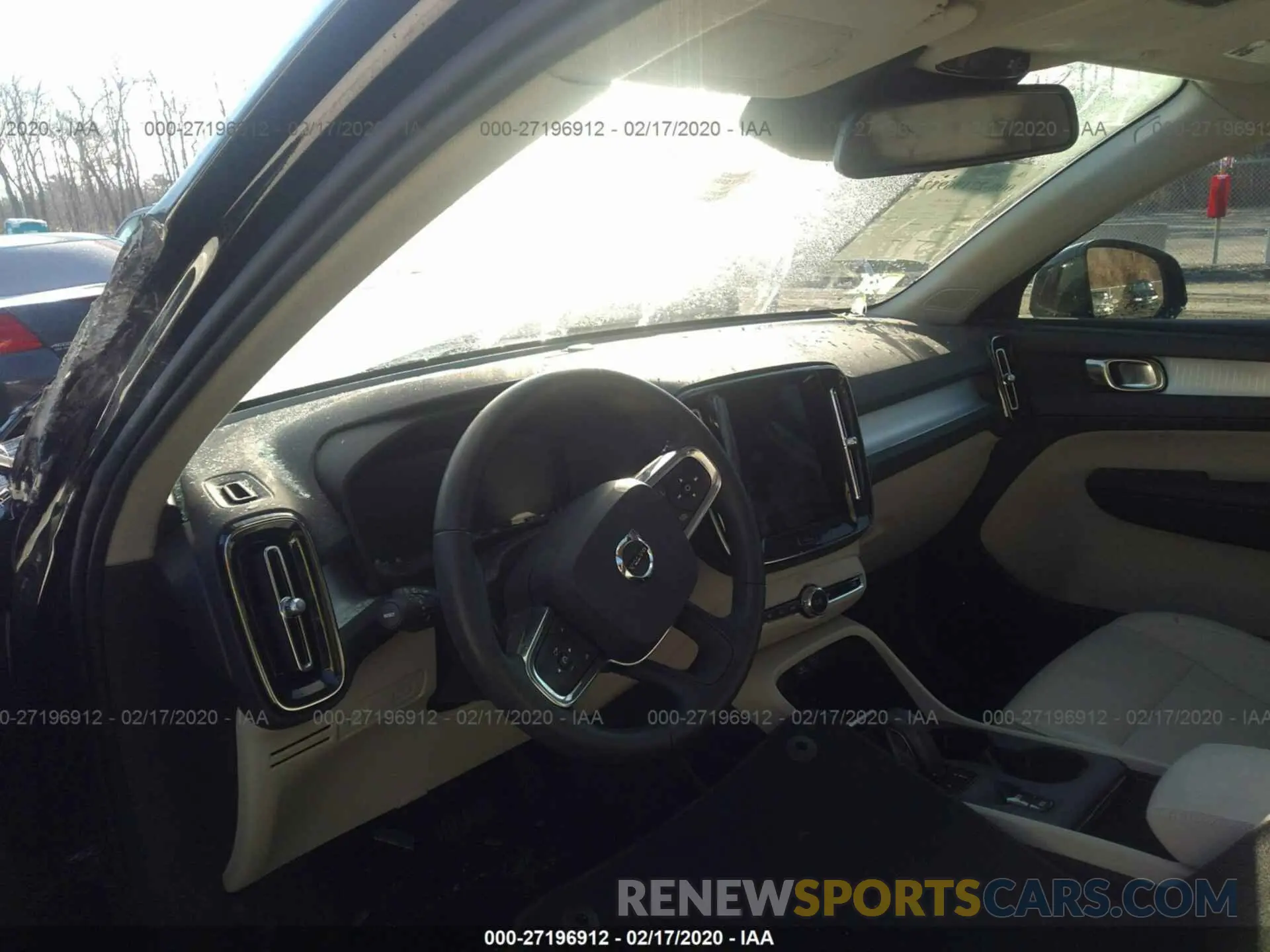 5 Photograph of a damaged car YV4162XZ7K2008362 VOLVO XC40 2019