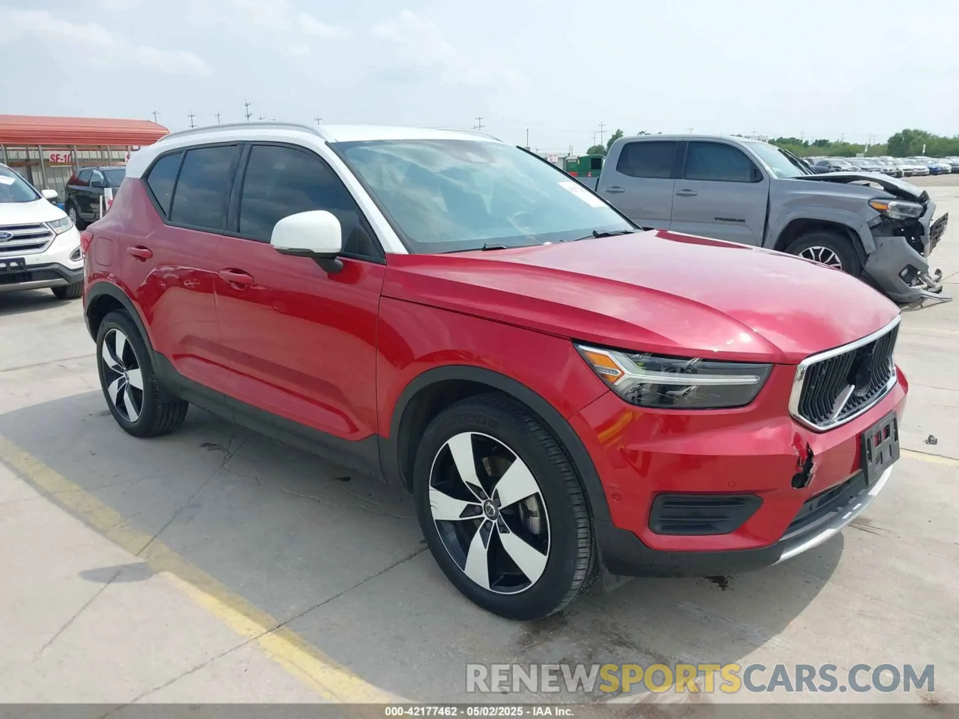 1 Photograph of a damaged car YV4162XZ8K2004854 VOLVO XC40 2019